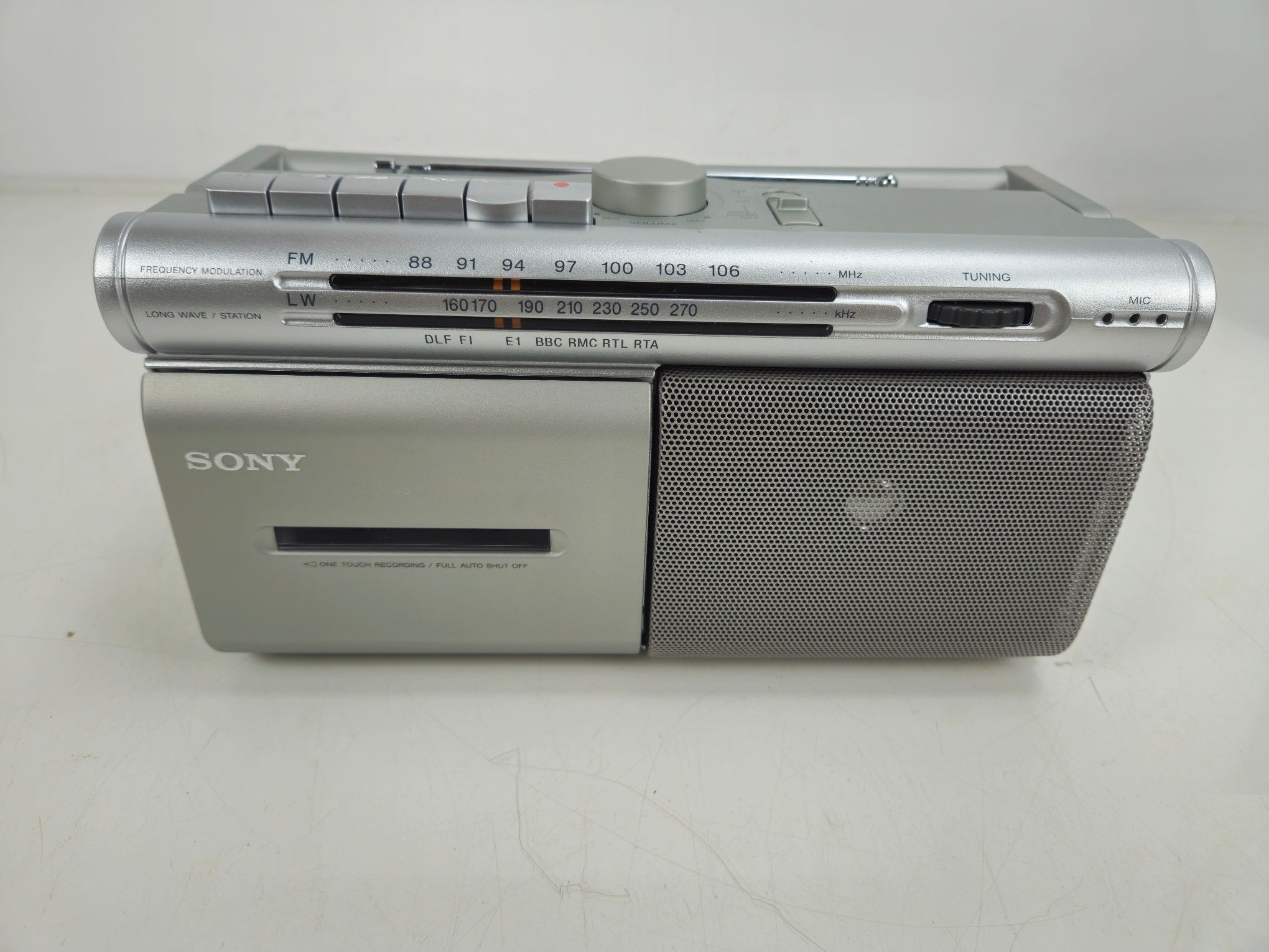 Sony - CFM-20L - Radio Cassette recorder - As New