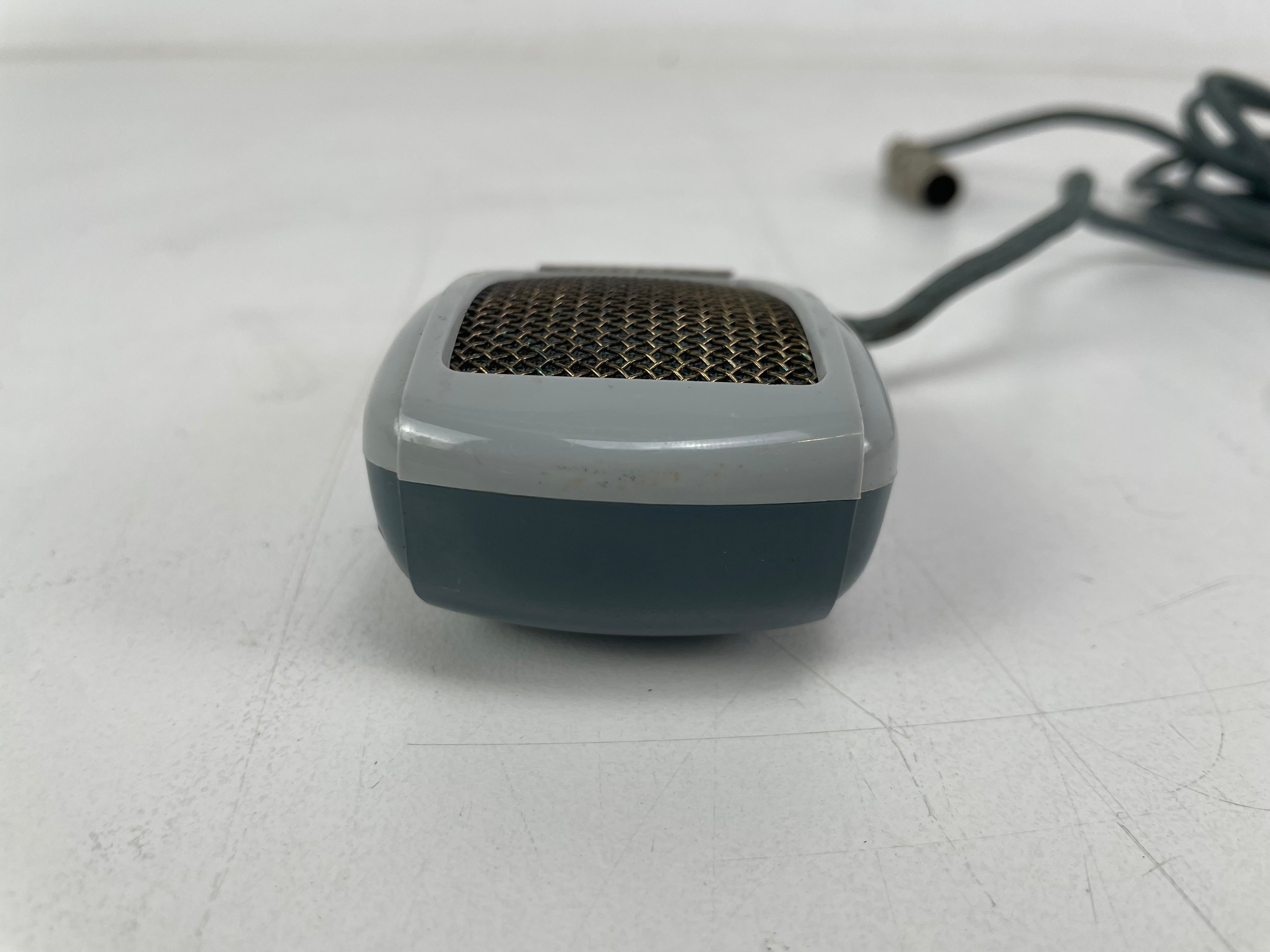 Grundig - GDM 15 - Dynamic Microphone - Inc. Case