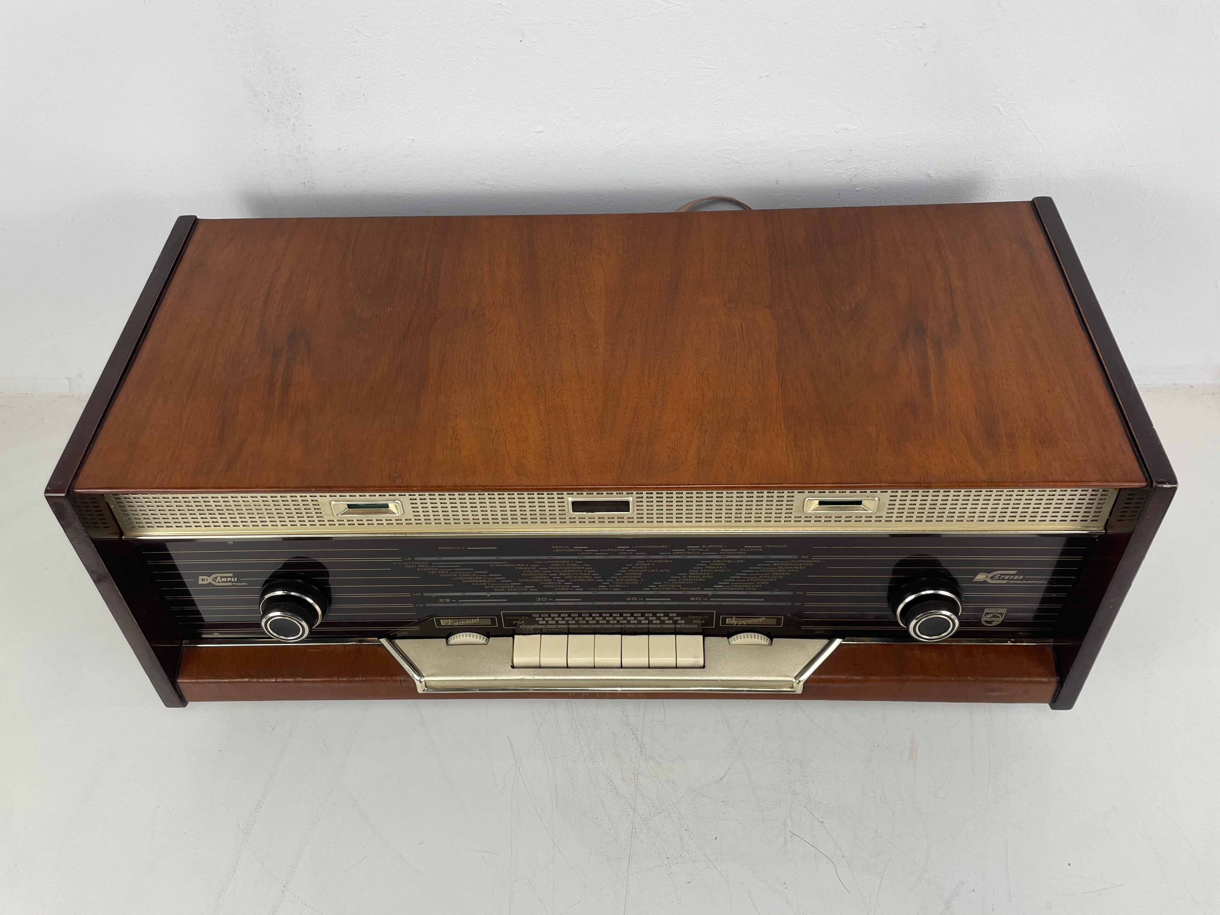 Philips - B7X94A - Tube Radio - Bi-Ampli - Serviced (Cleaned/Tubes Replaced)