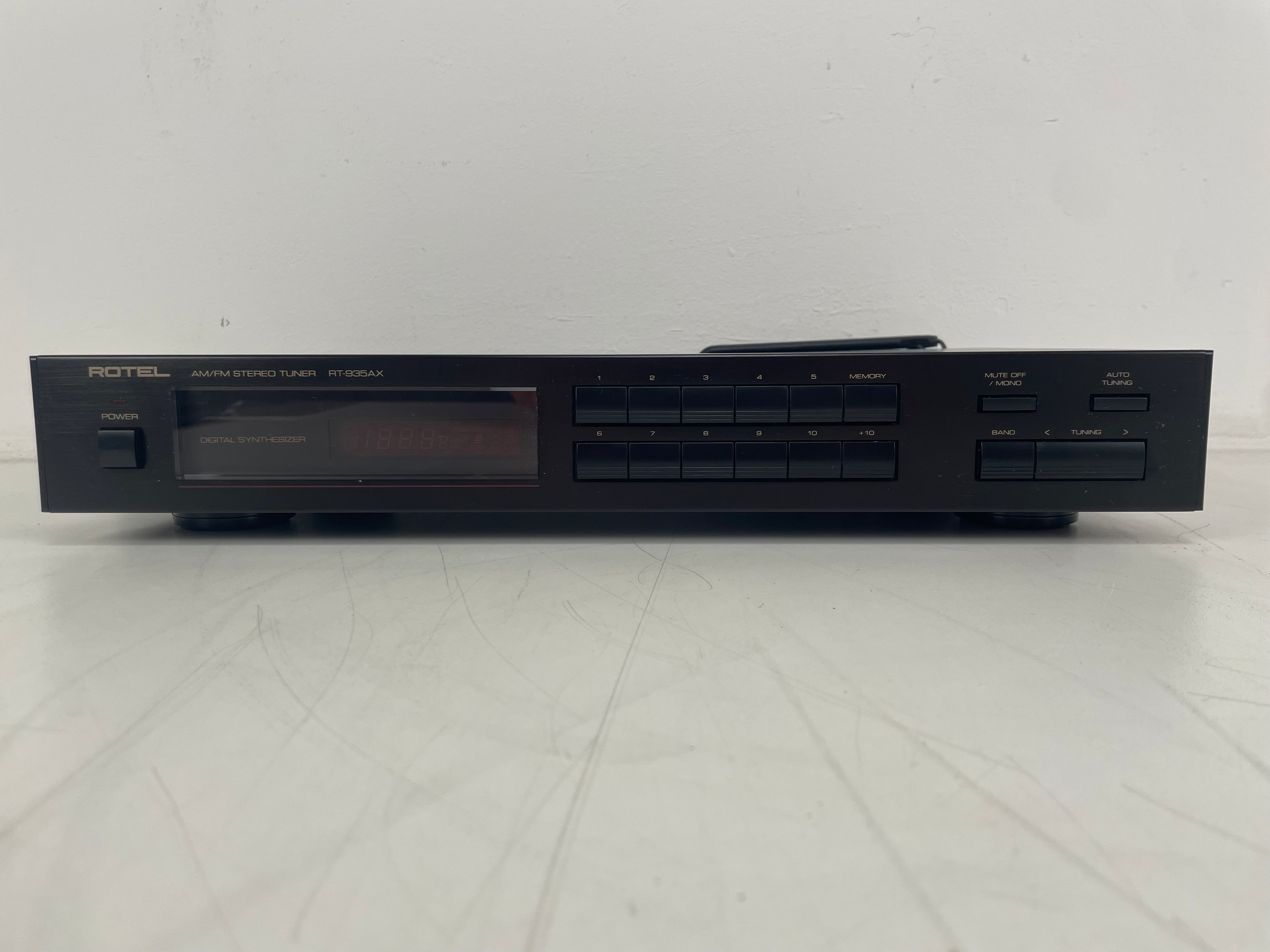 Rotel - RT935AX - AM/FM Stereo Tuner