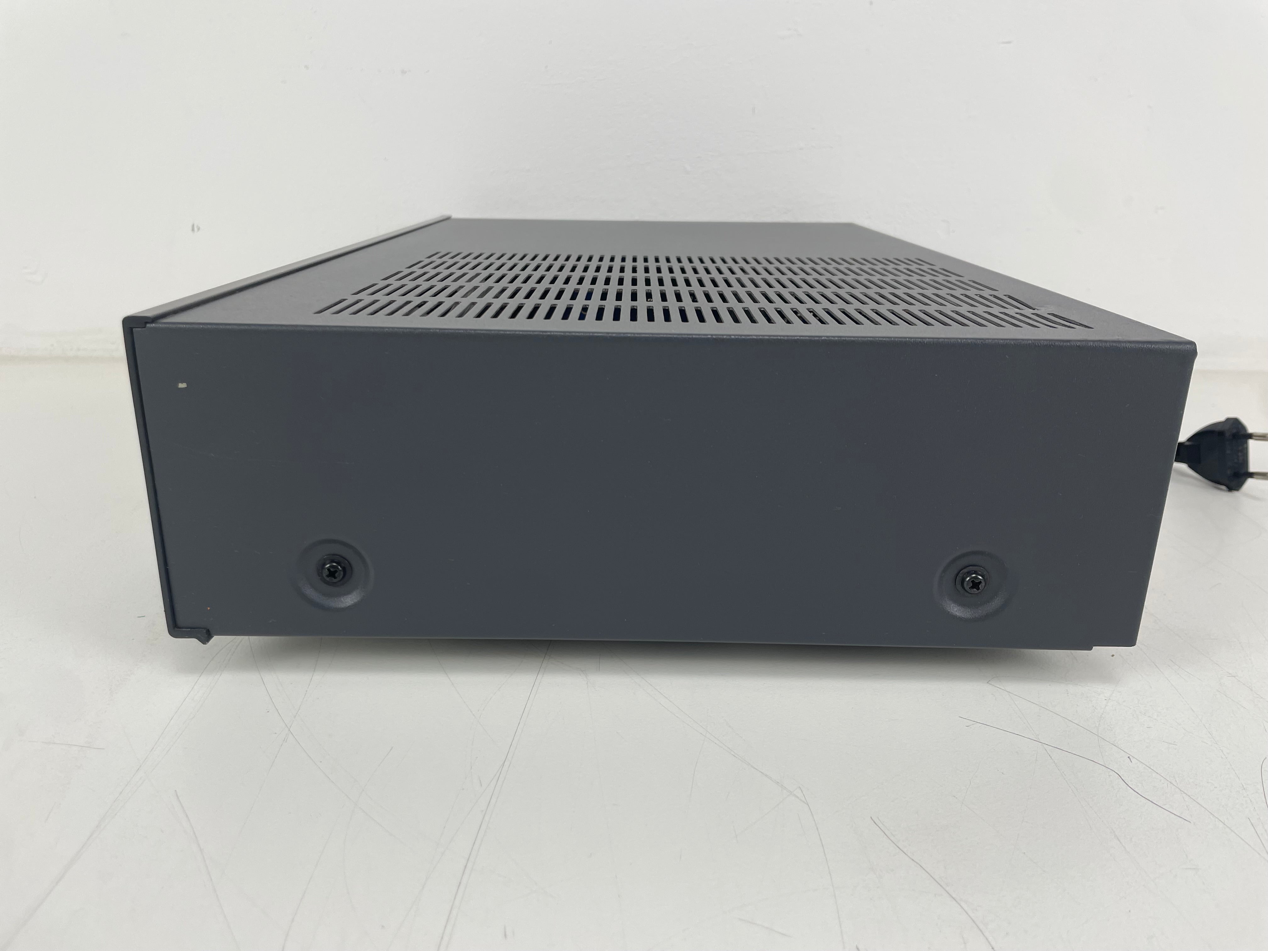 NAD - L40 - Compact Disc Receiver - Inc. Remote