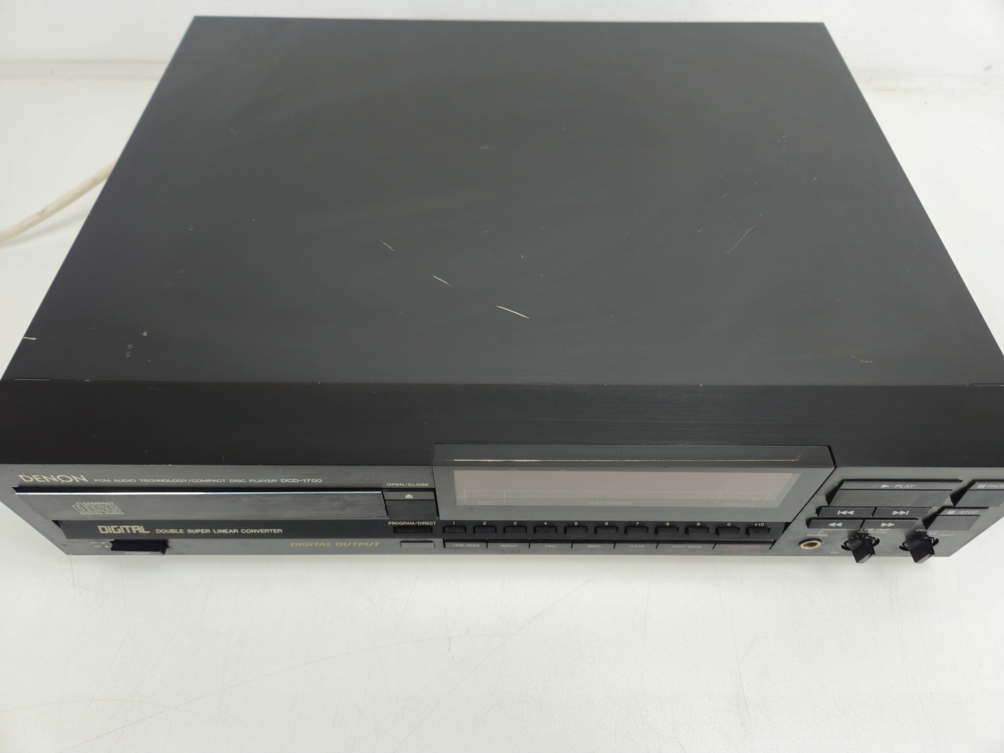 Denon - DCD-1700 - Stereo Compact Disc Player