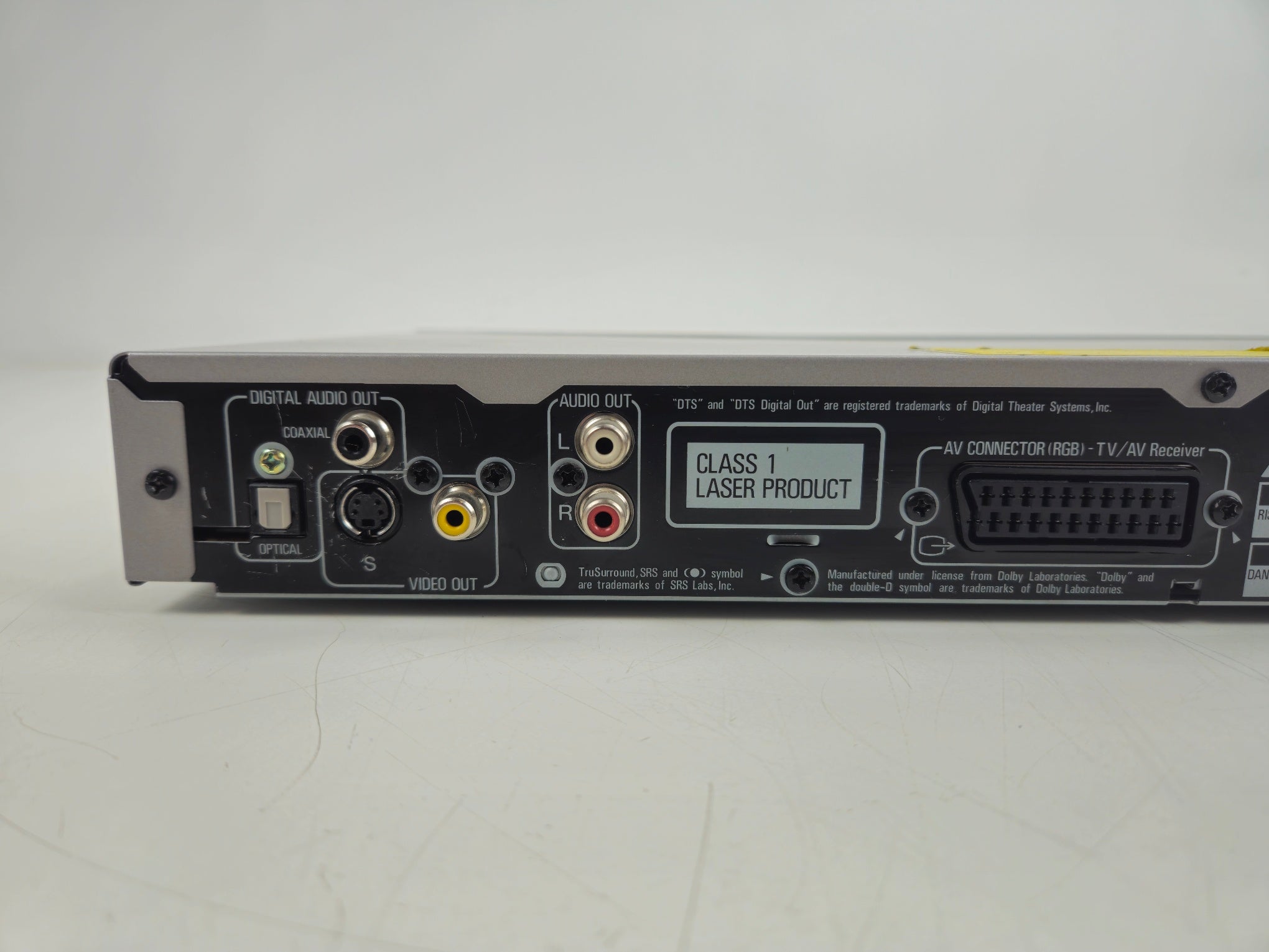 Pioneer - DV-360 - DVD Player - With Remote