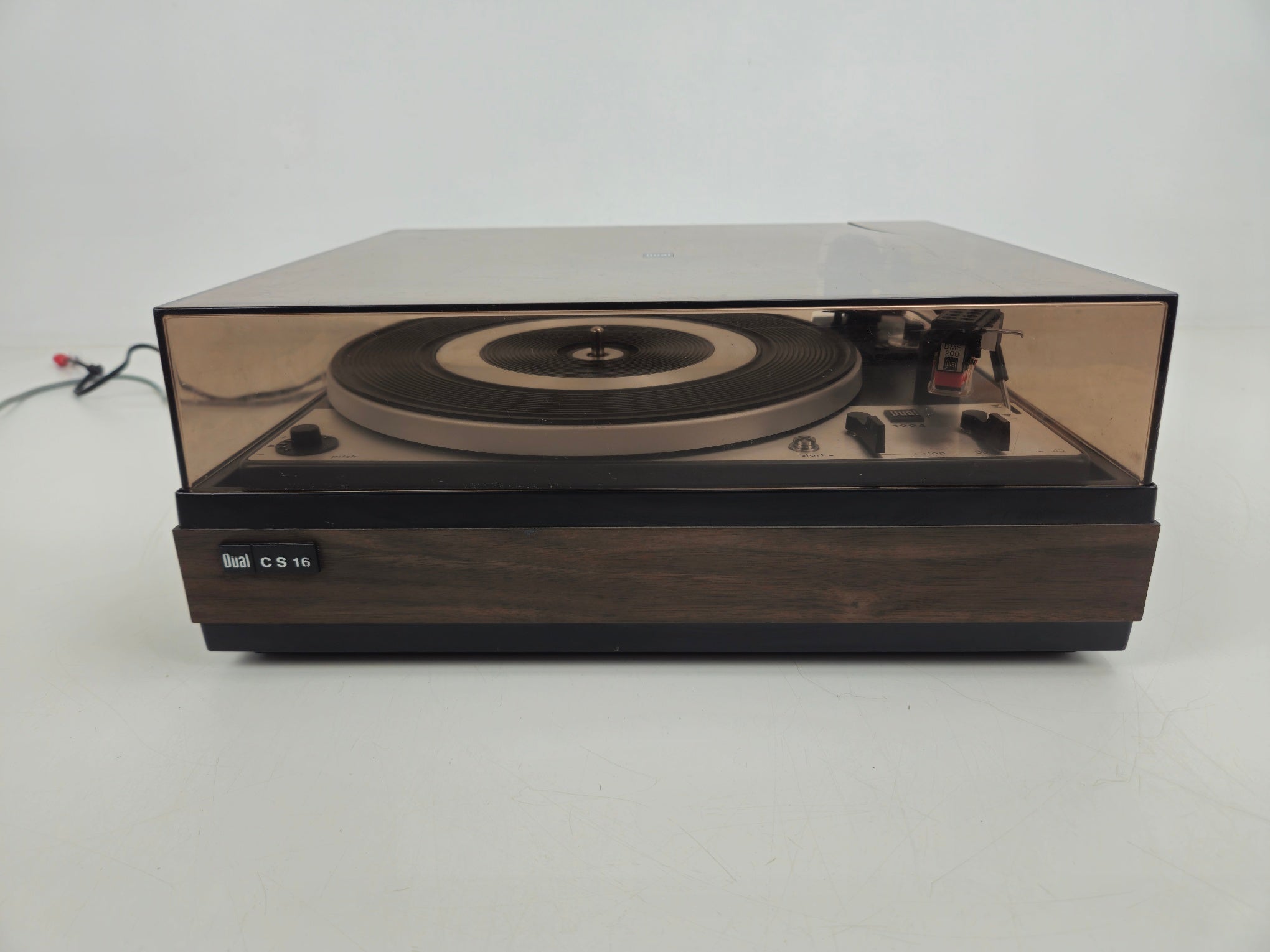 Dual - 1224 - 2-Speed Idler-Drive Turntable - CS 16 Plinth - DMS 200 Cartridge