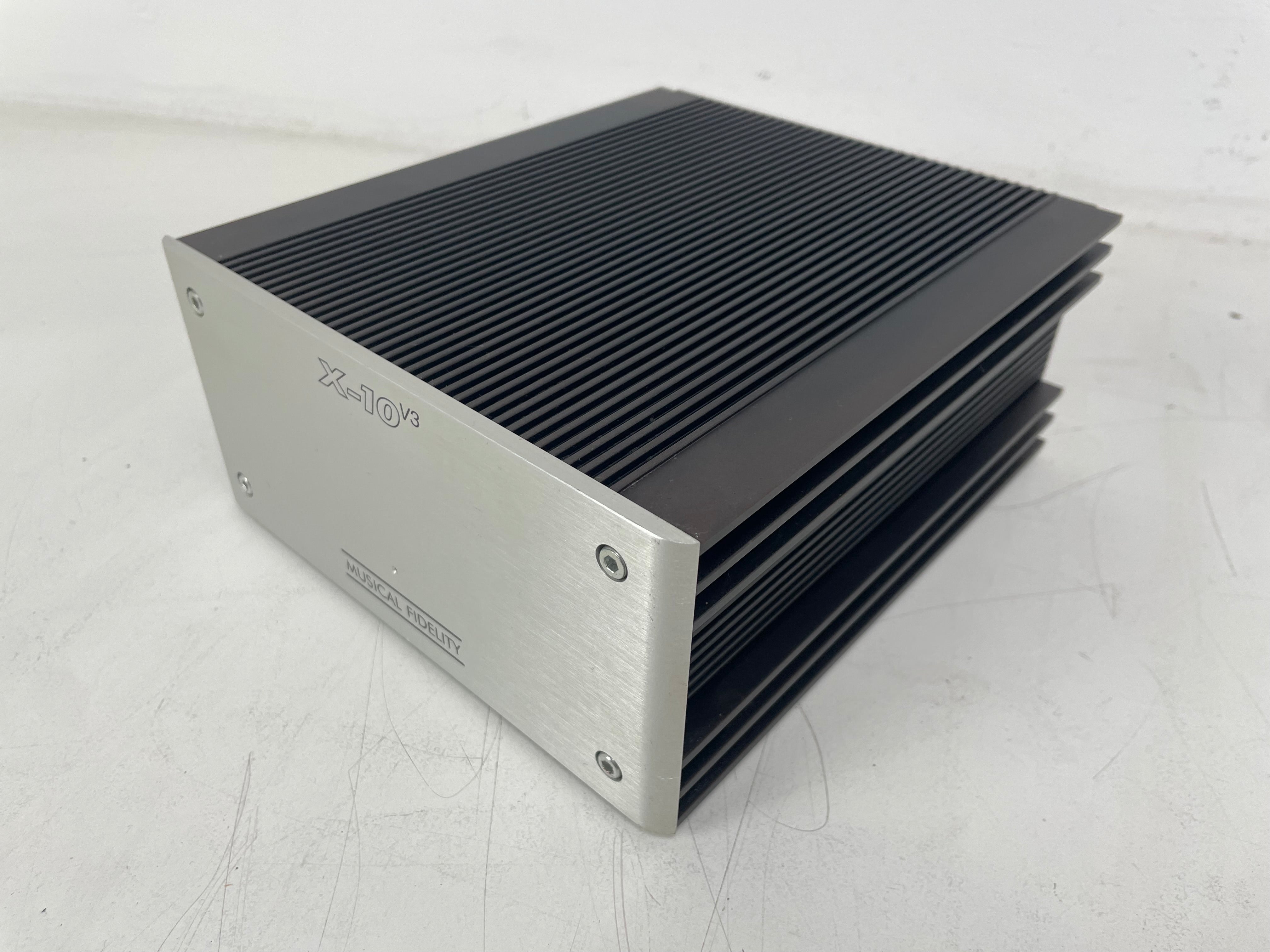 Musical Fidelity - X-10 V3 - Tube Buffer