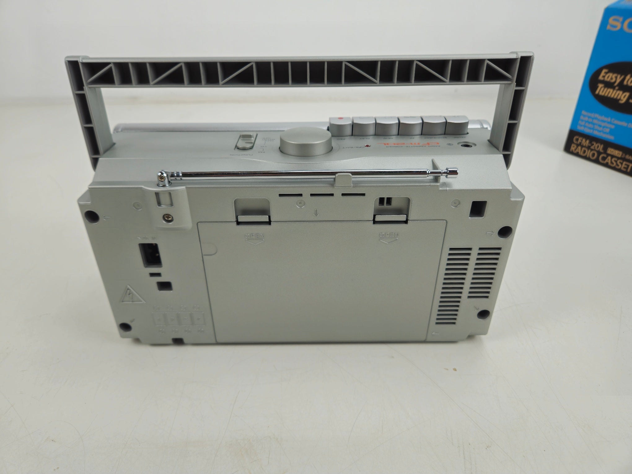 Sony - CFM-20L - Radio Cassette recorder - As New