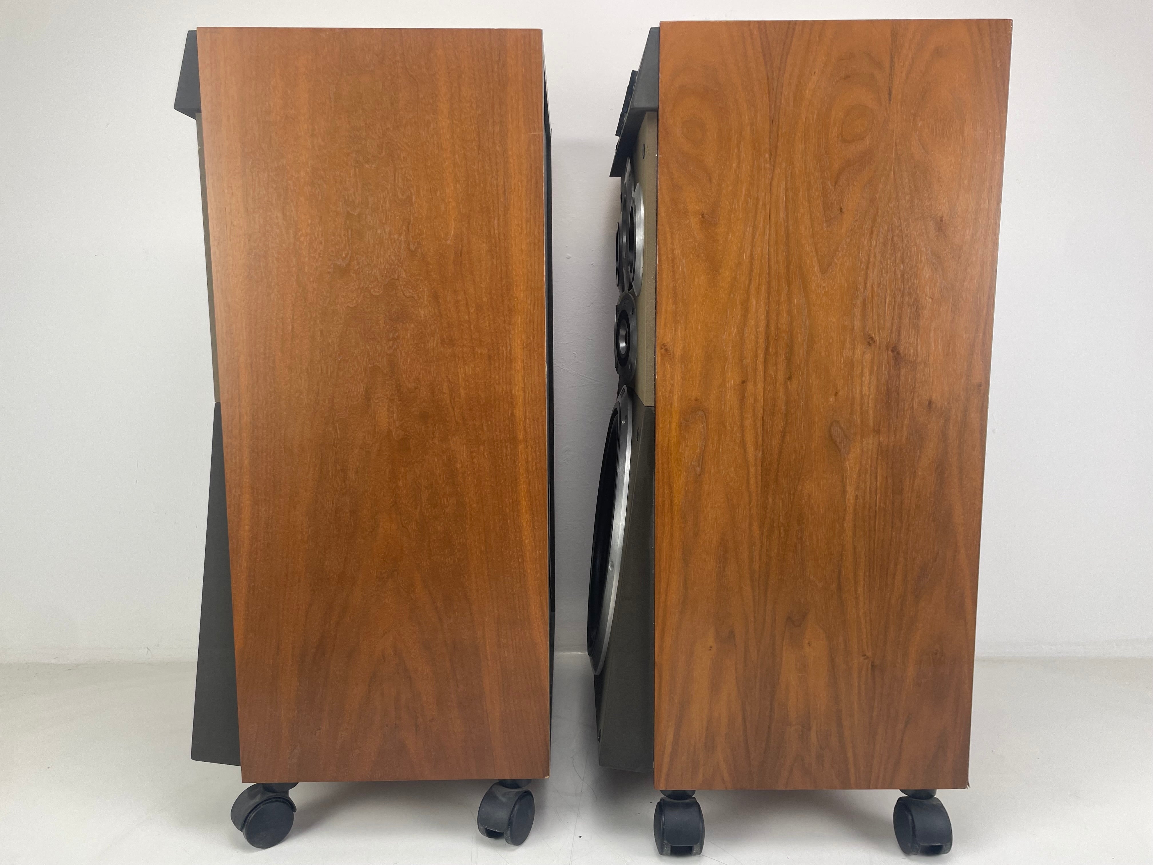 Jamo - J-203 - Floorstanding Speakers - Studio Monitor - Serviced (Re-foamed)