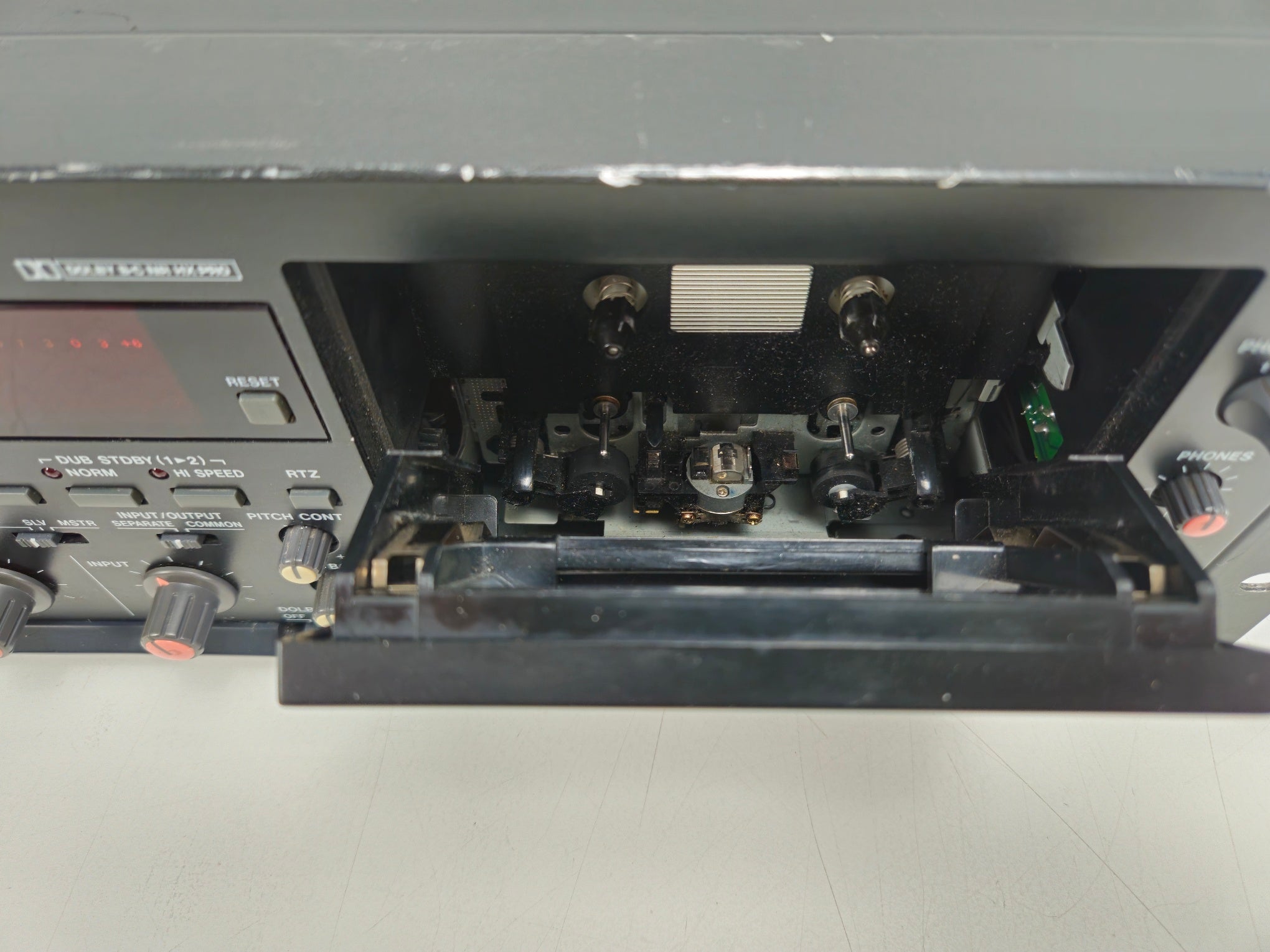 Tascam - 302 - Double Cassette Deck - New belts - 19'' fame