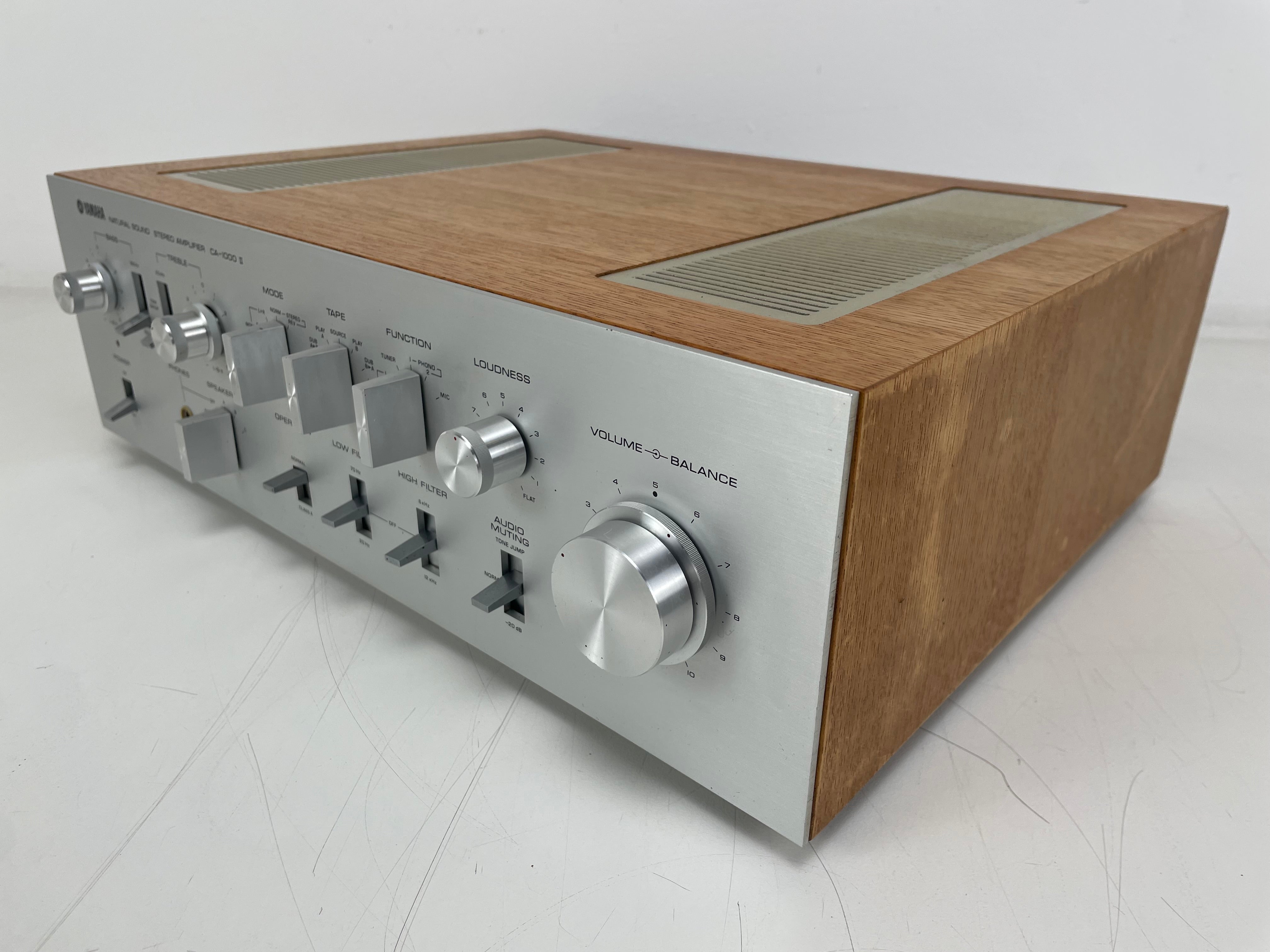 Yamaha - CA-1000 2 - Stereo Amplifier - 110V - Fully Serviced