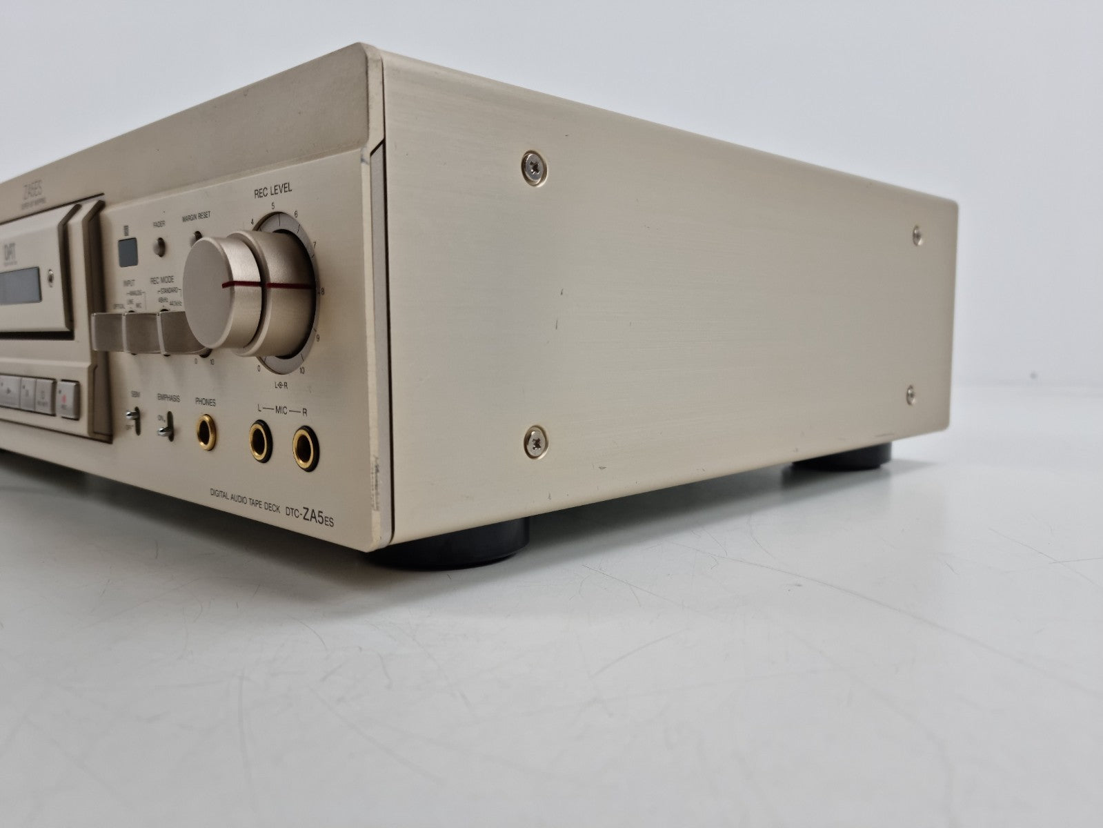 Sony DTC-ZA5ES  Digital Audio Tape Deck -  Fully Serviced - With German Manual