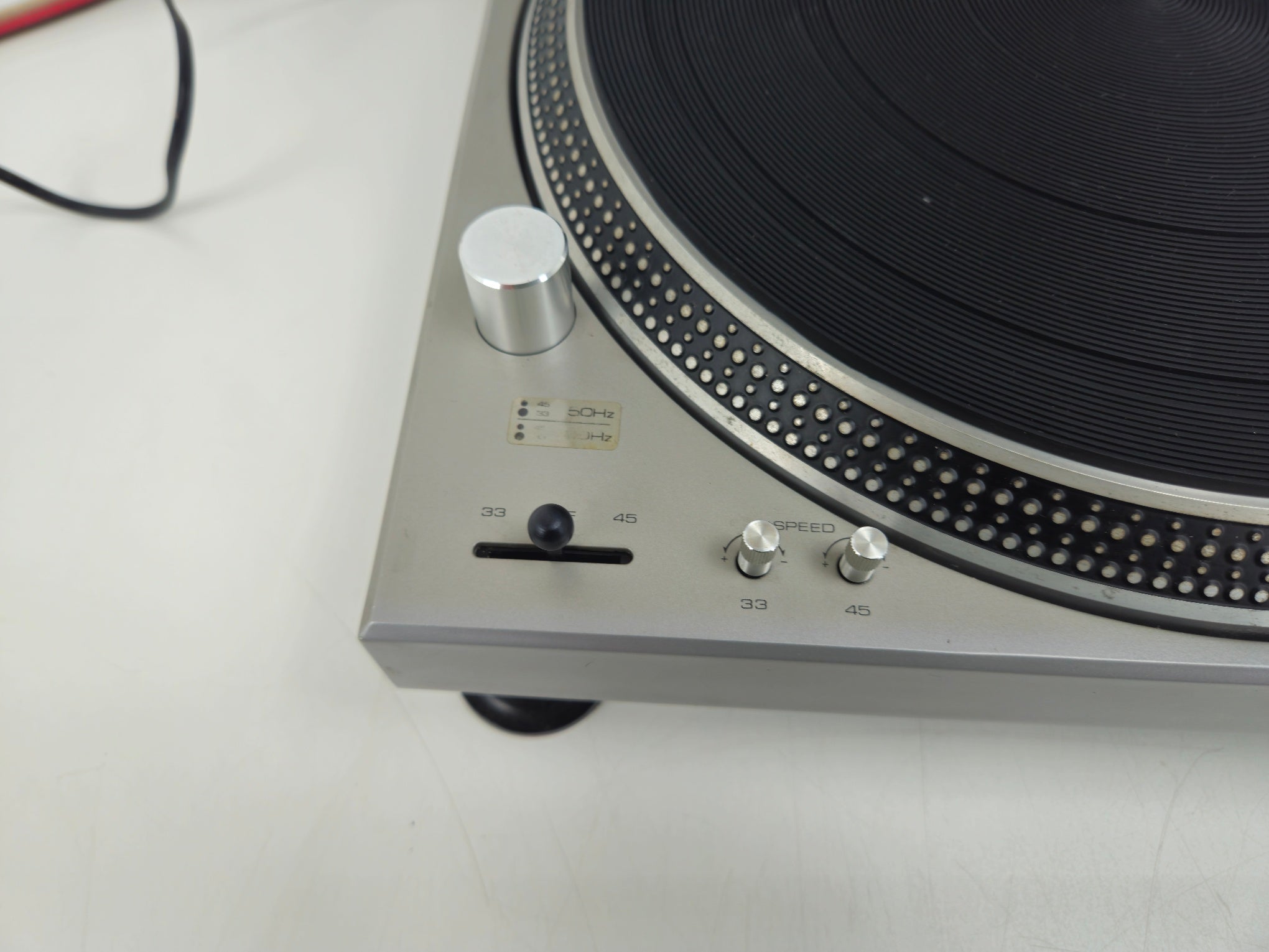 Technics - SL1200 MK1 - Direct-Drive Turntable - Dustcover - Shure SDS3 Cartridge