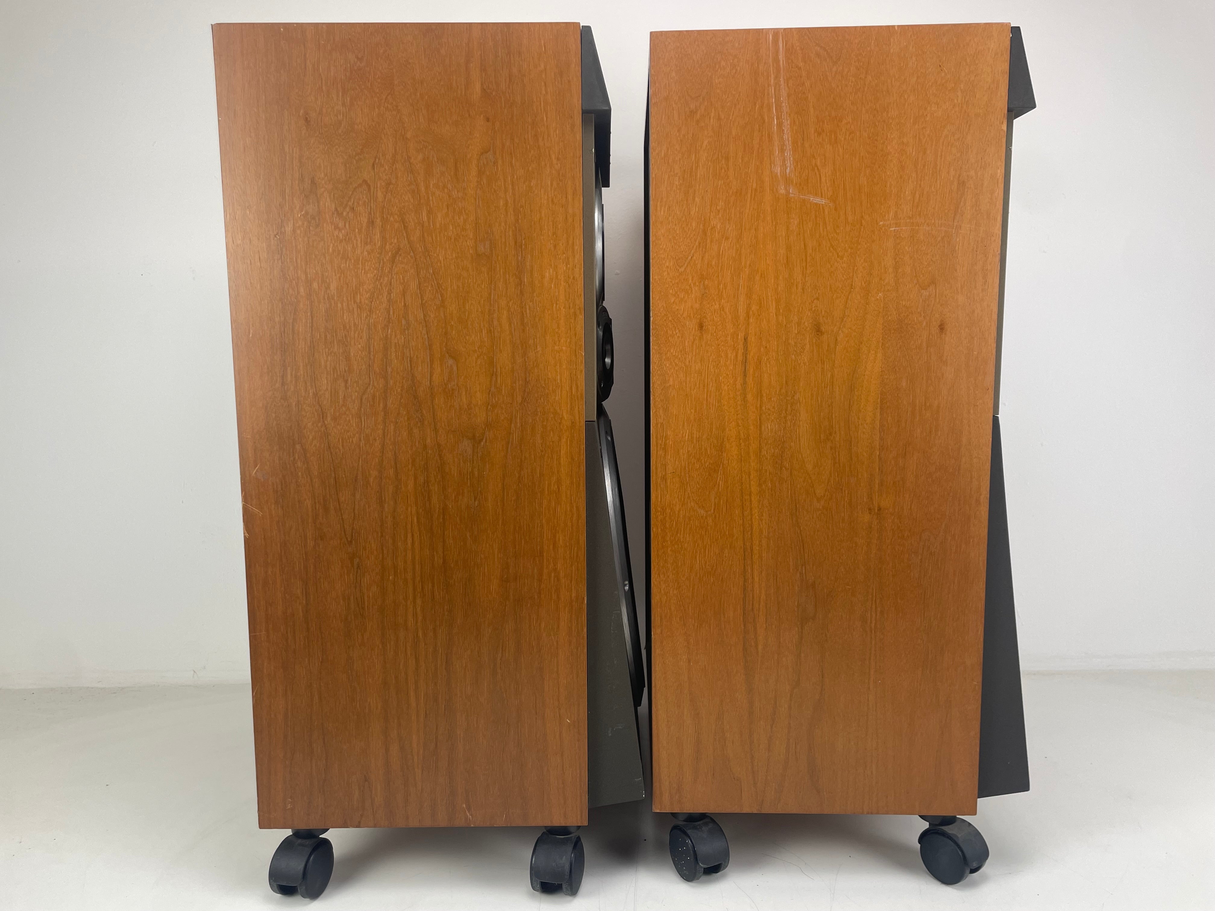 Jamo - J-203 - Floorstanding Speakers - Studio Monitor - Serviced (Re-foamed)