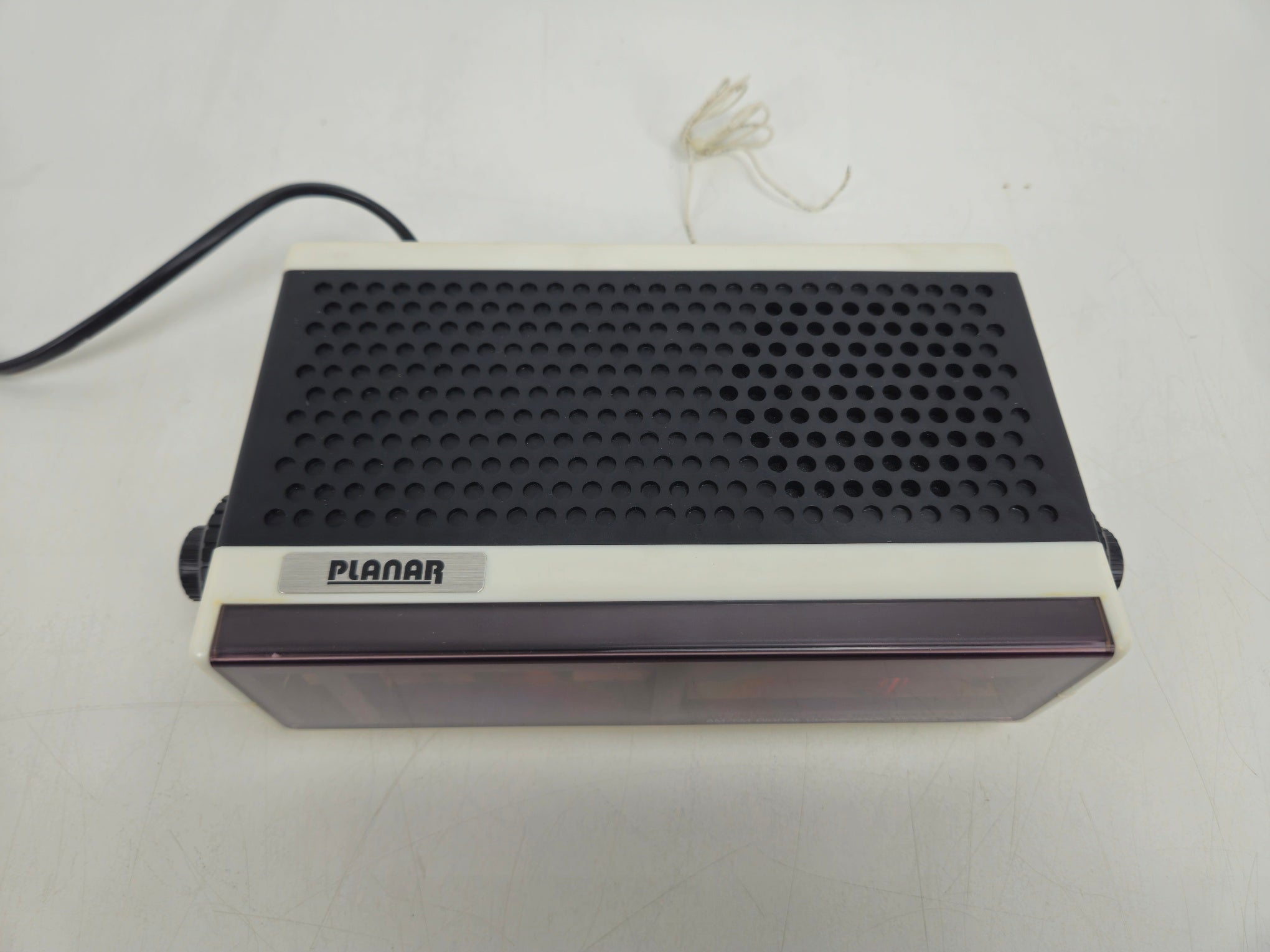 Planar - Model 1138 - AM/FM Digital Clock Radio - In Box