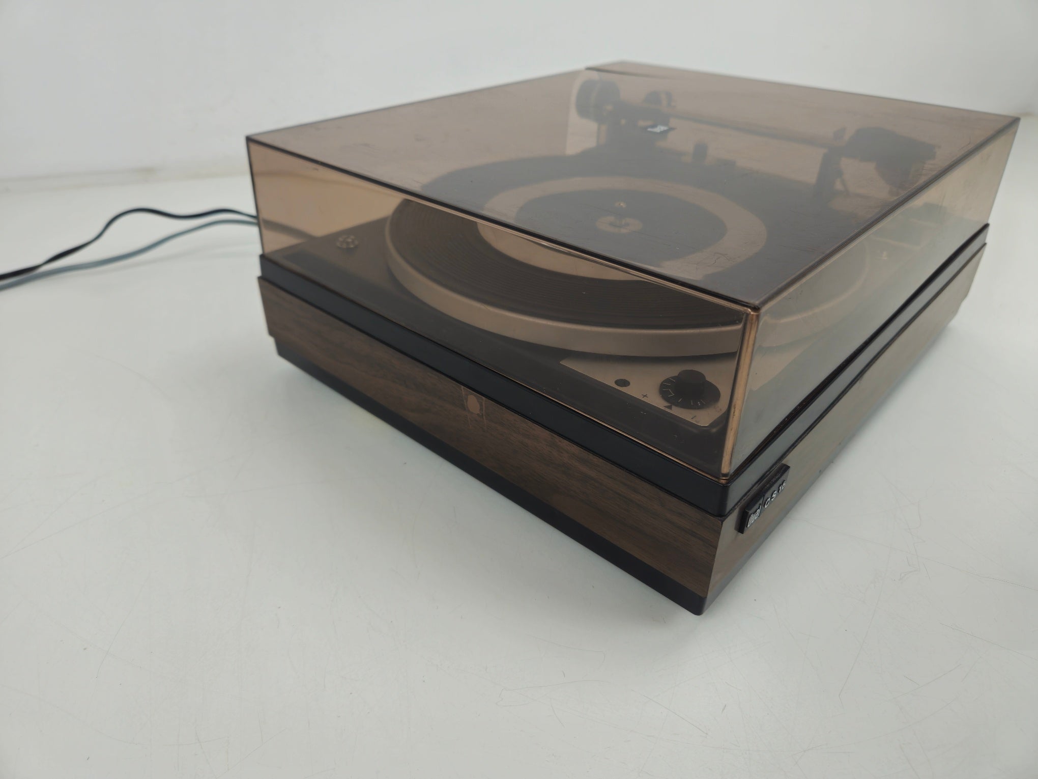 Dual - 1224 - 2-Speed Idler-Drive Turntable - CS 16 Plinth - DMS 200 Cartridge
