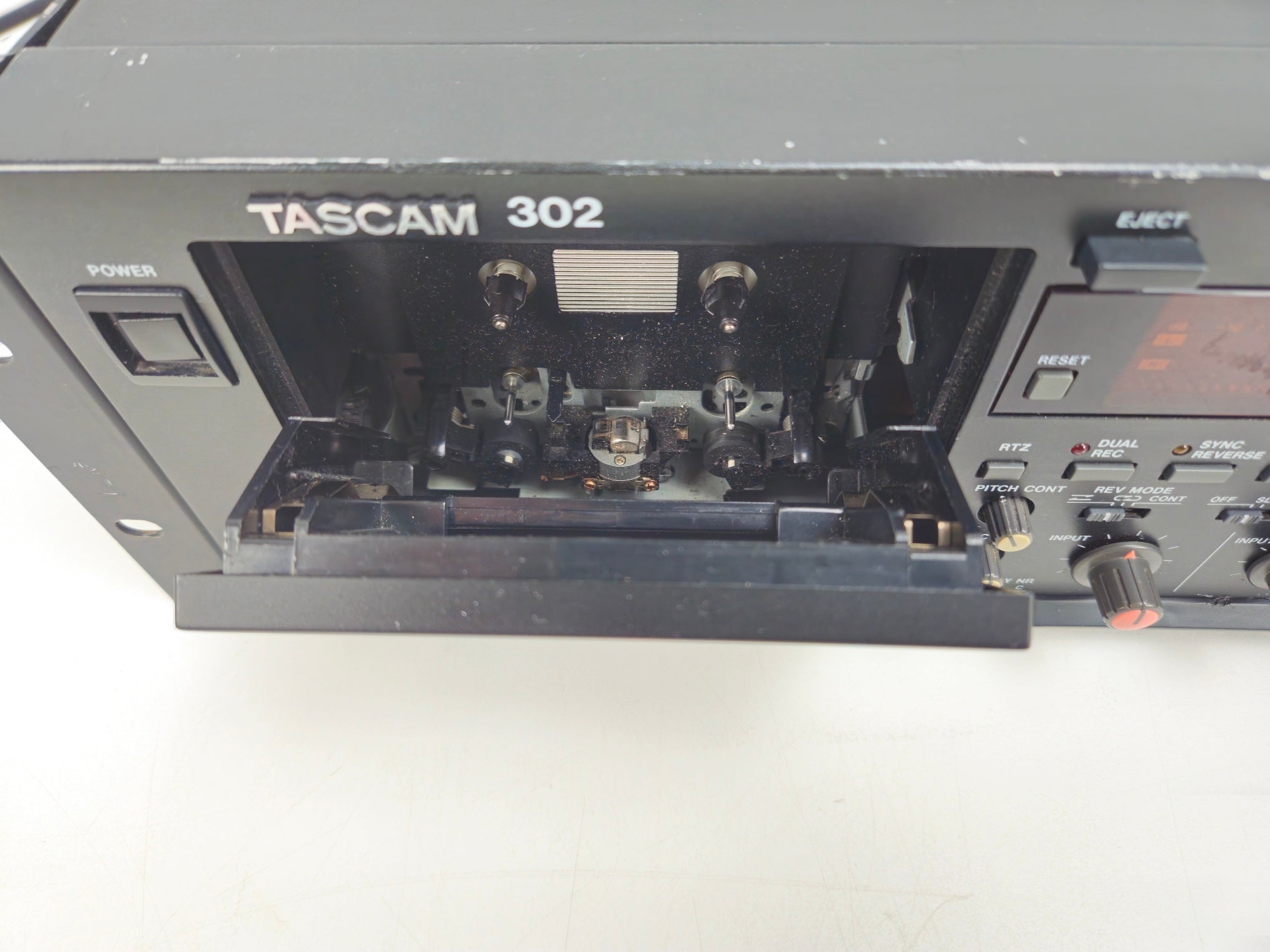 Tascam - 302 - Double Cassette Deck - New belts - 19'' fame