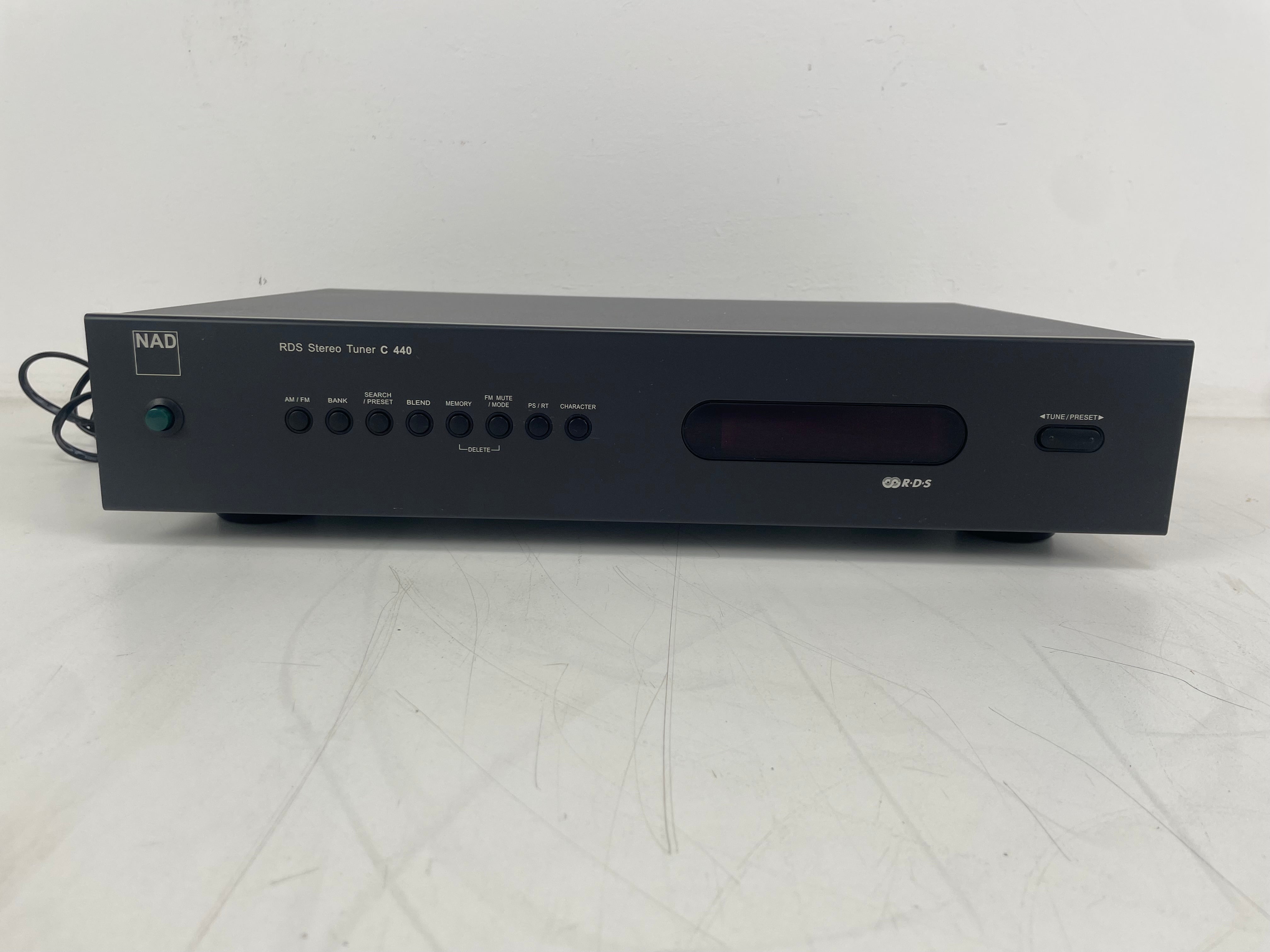 NAD - C440 - RDS Stereo Tuner - Inc. Manual, Antenna