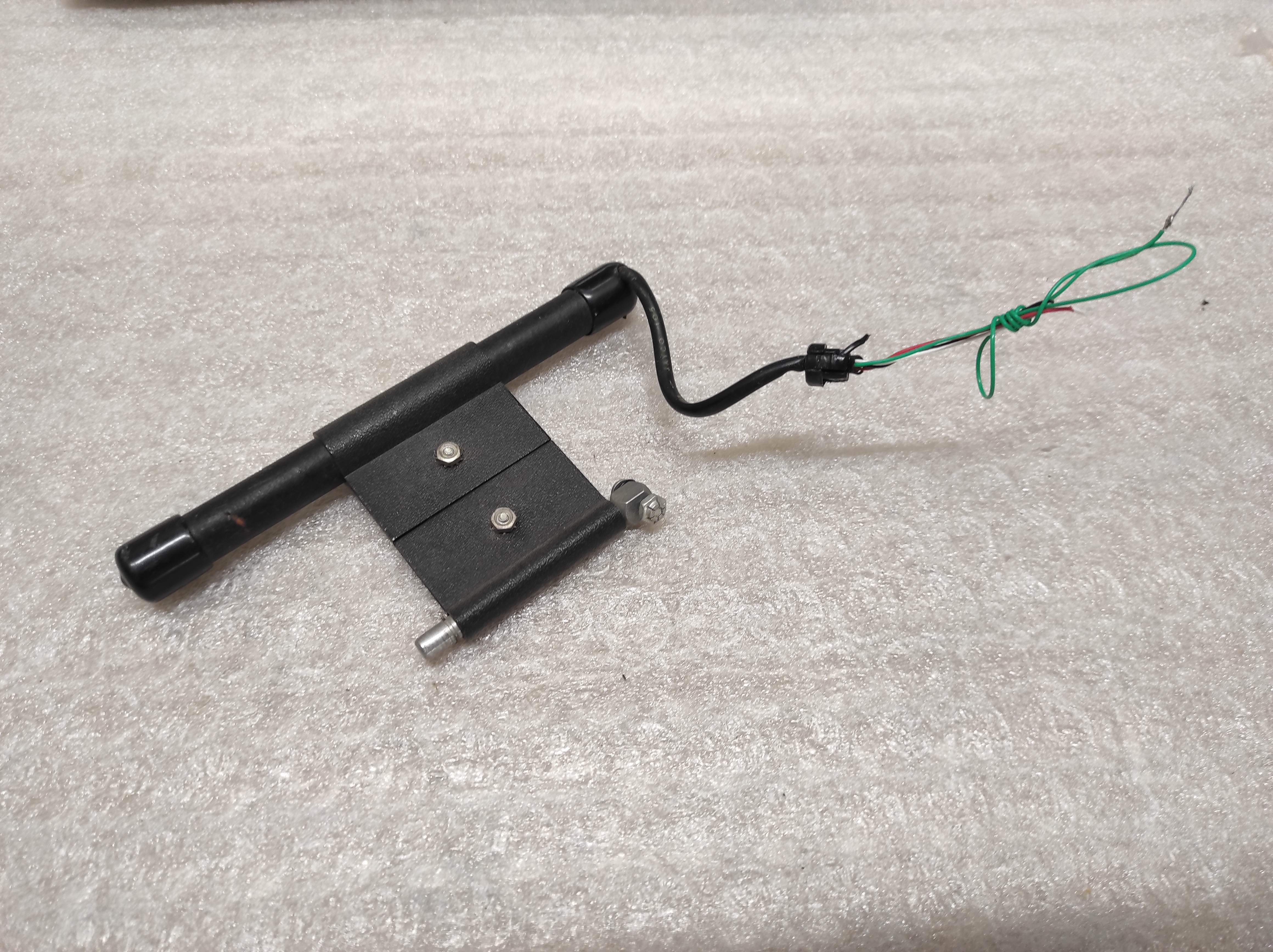 McIntosh 1900 vintage receiver antenna