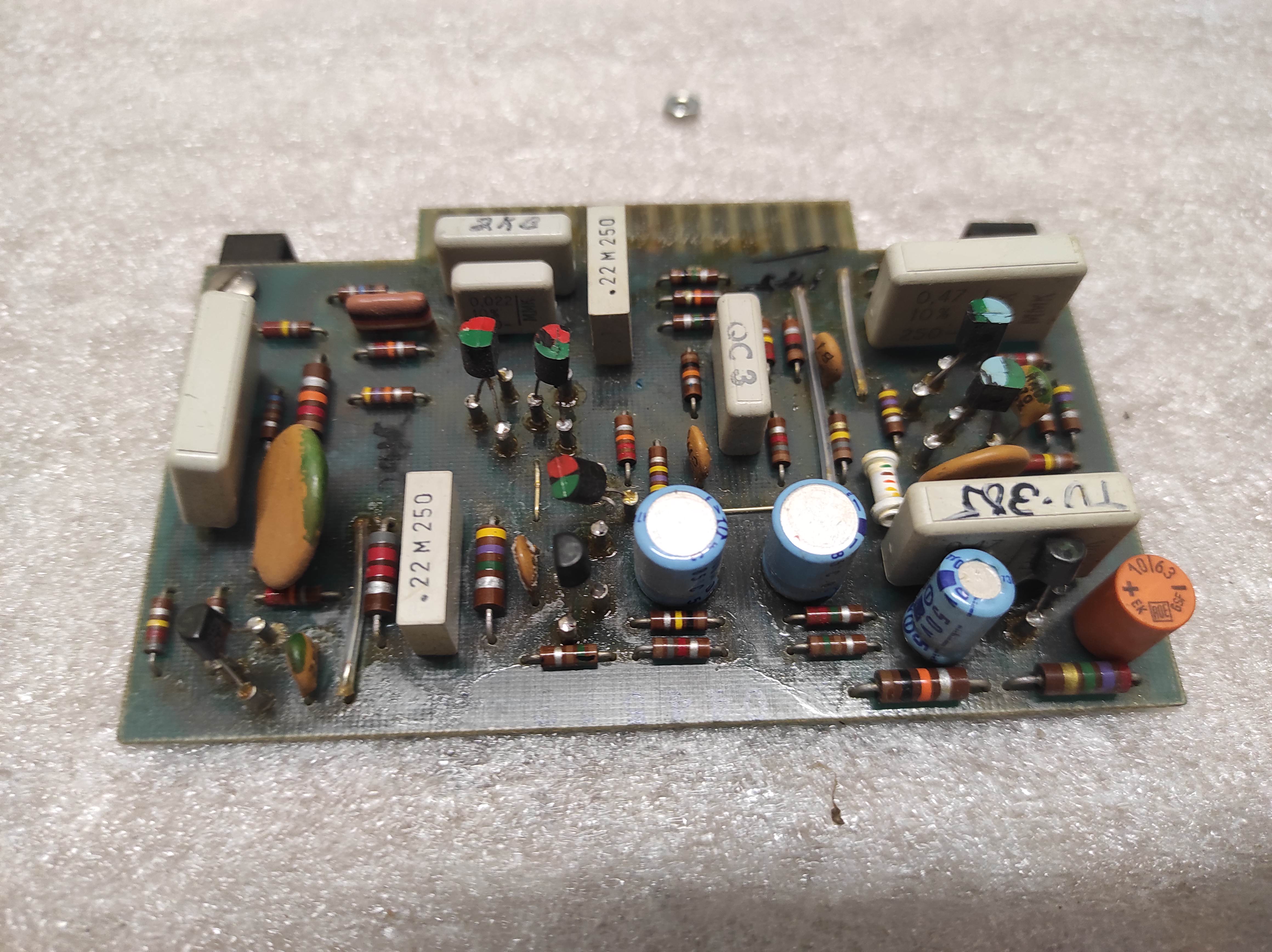 McIntosh 1900 vintage receiver 044570 pre amplifier PCB not checked 2