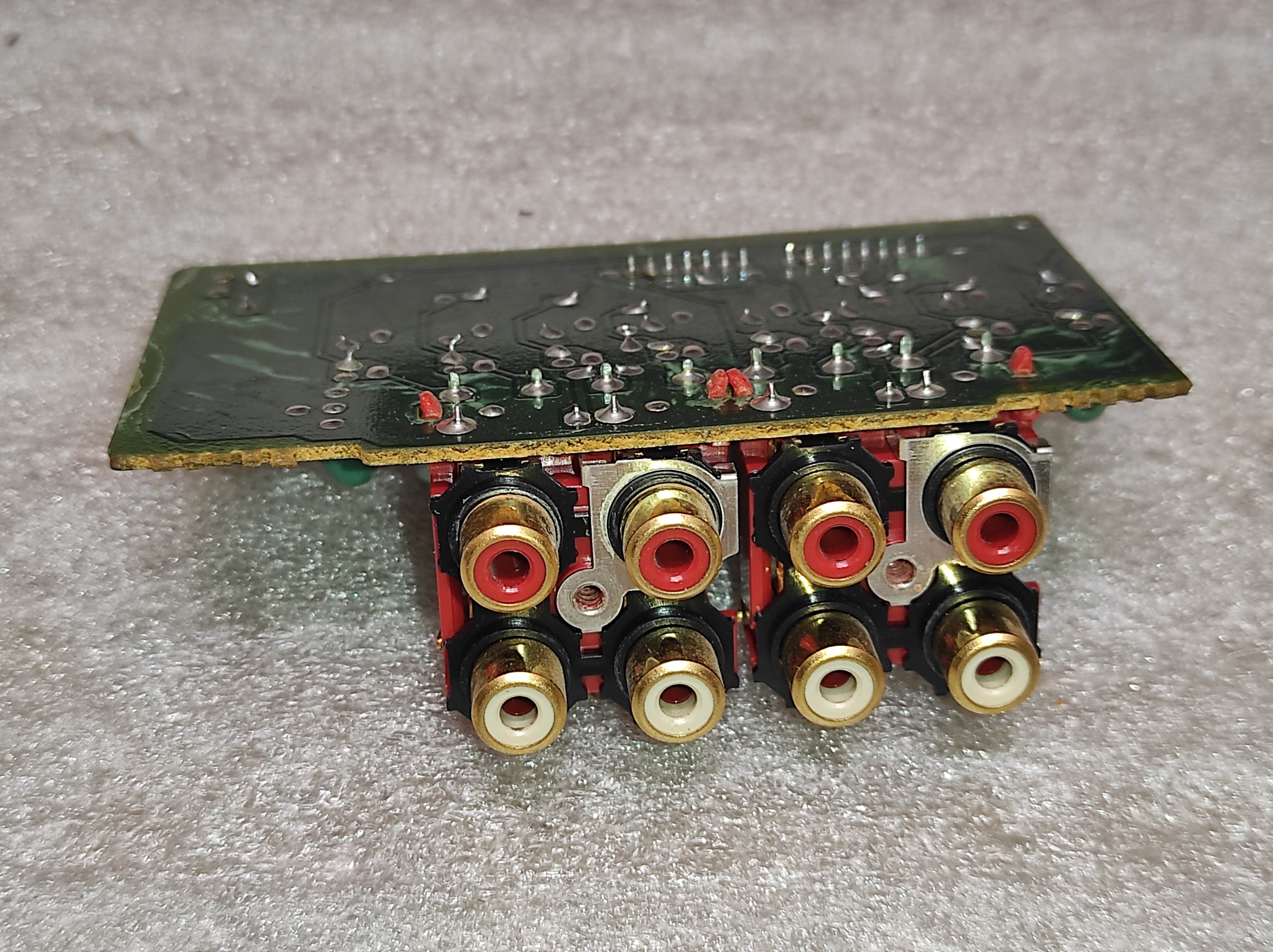 Denon - PMA-1500R RCA connectors PCB