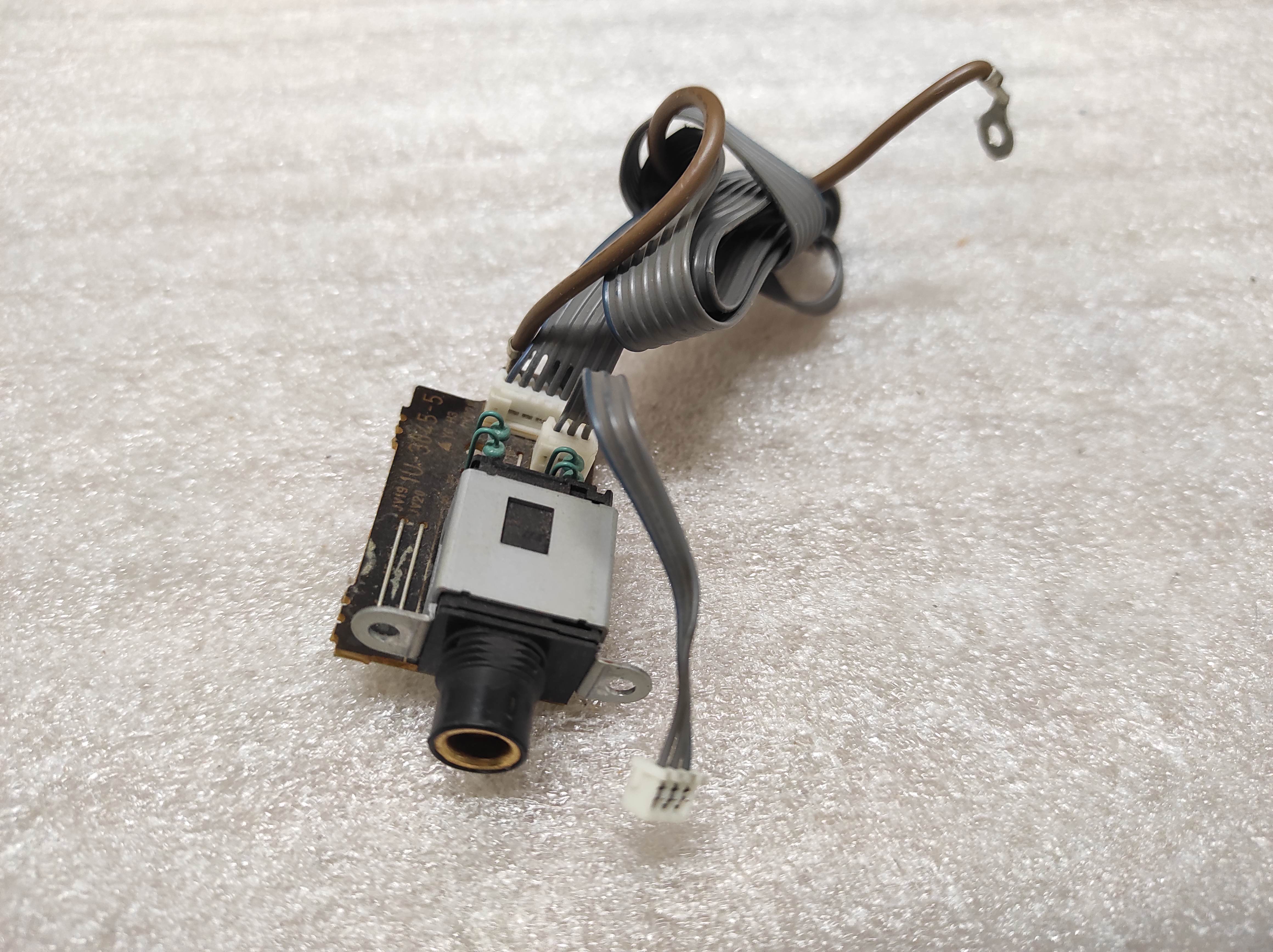 Denon PMA-1500R headphones jack PCB