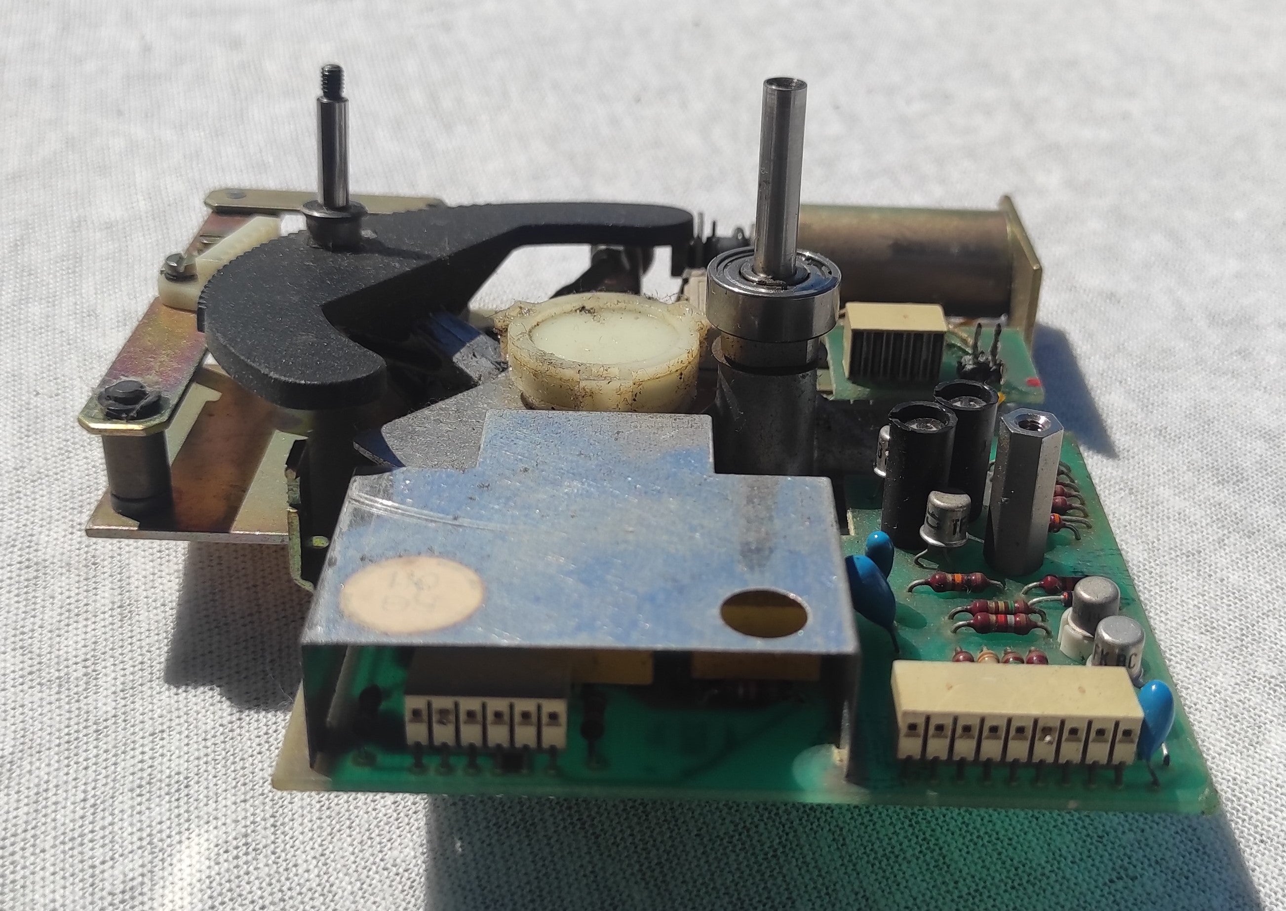 Studer ReVox B67 tape tension right PCB not tested, damaged