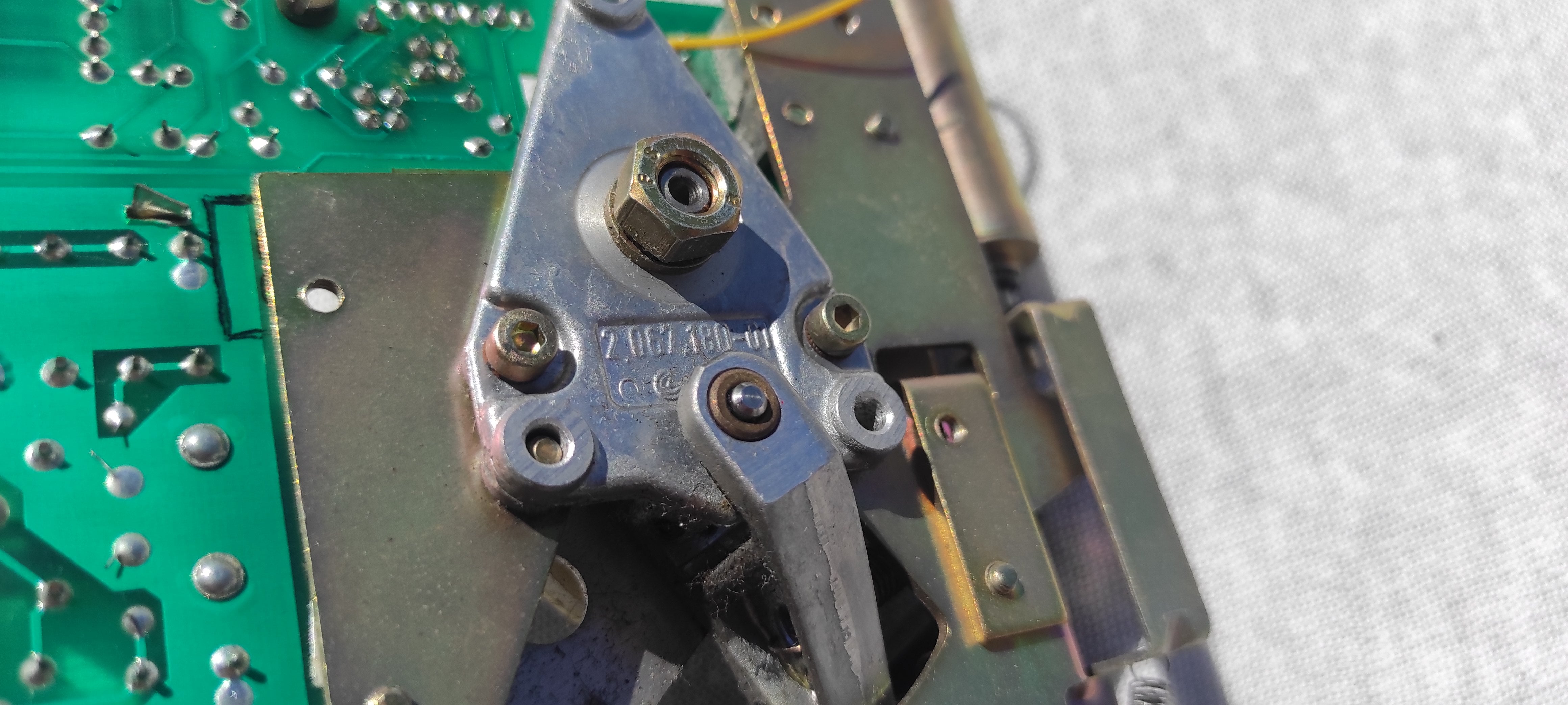 Studer ReVox B67 tape tension right PCB not tested, damaged