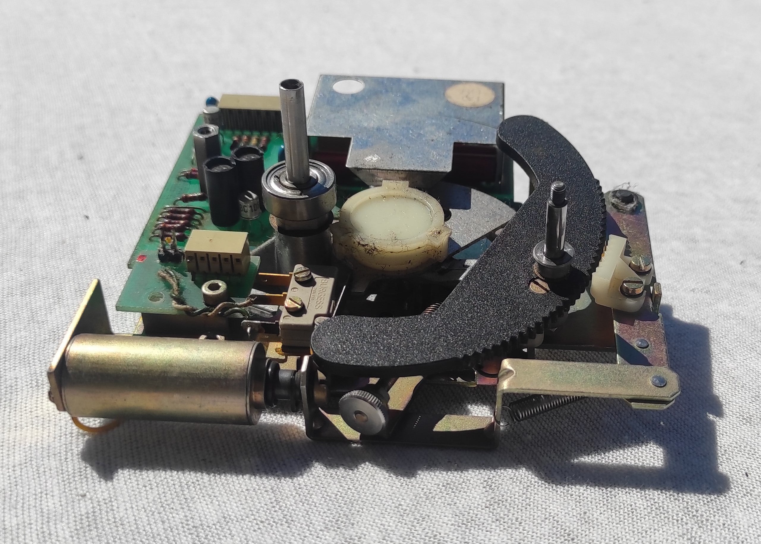 Studer ReVox B67 tape tension right PCB not tested, damaged