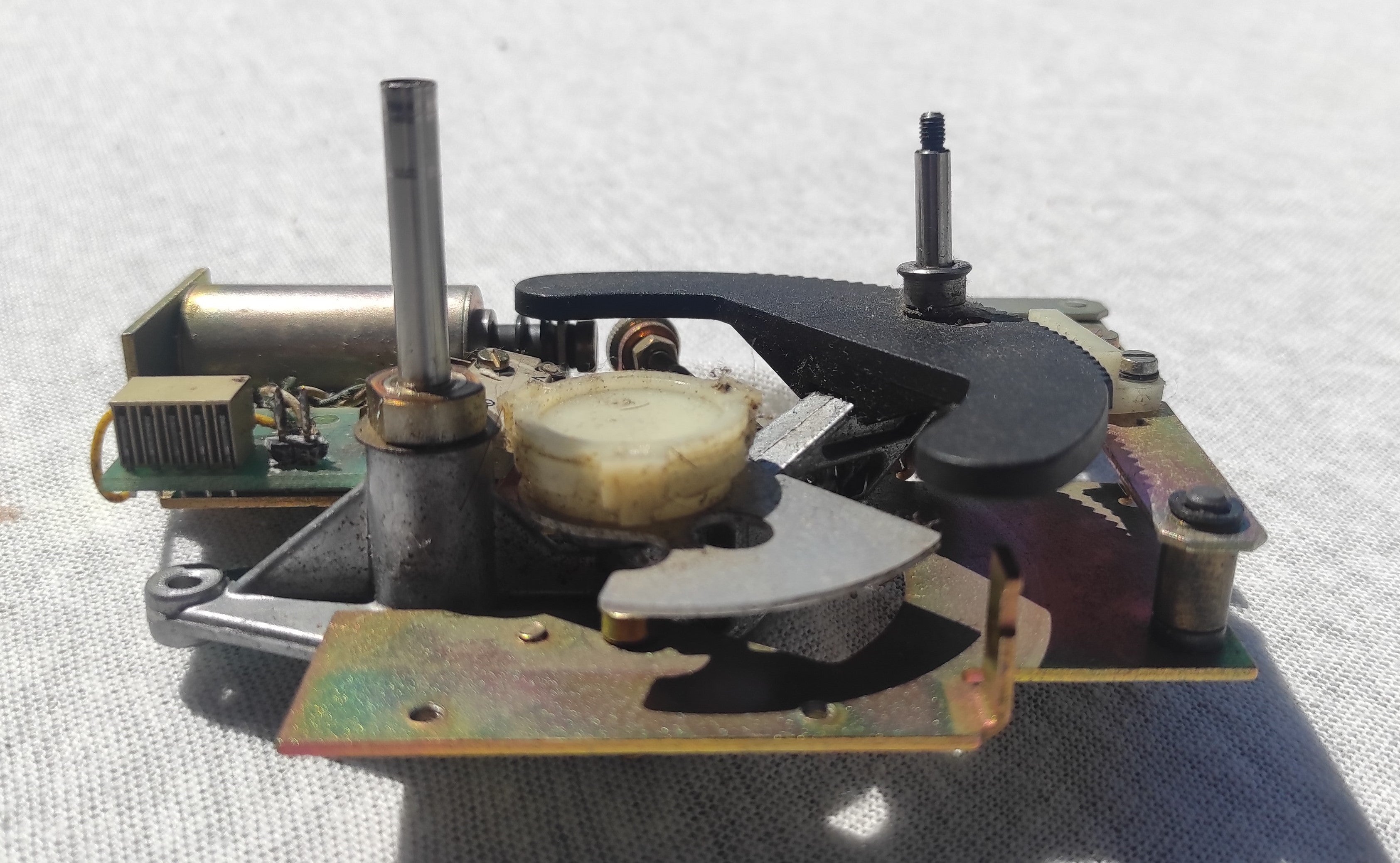 Studer ReVox B67 tape tension left PCB not tested, damaged