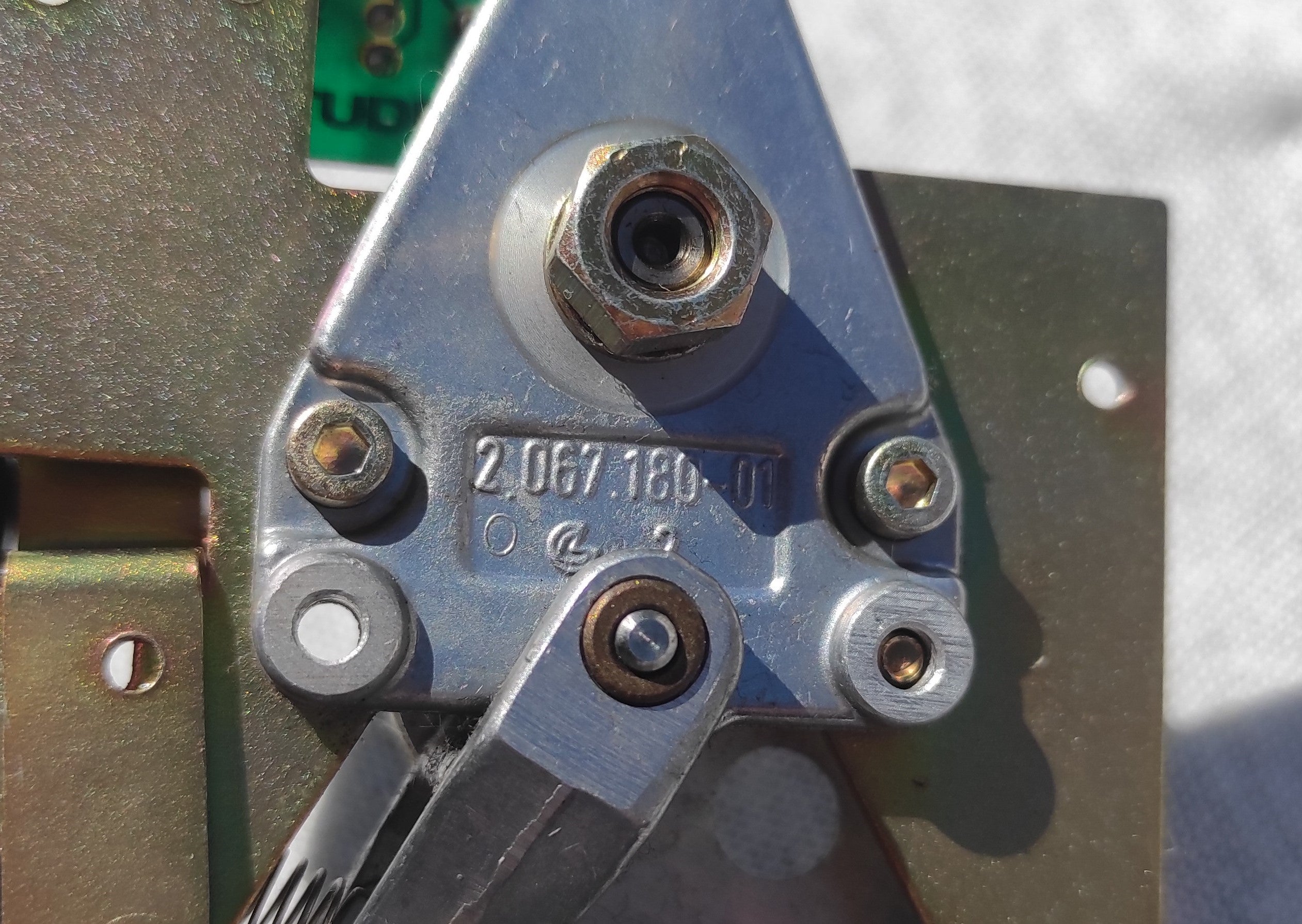 Studer ReVox B67 tape tension left PCB not tested, damaged