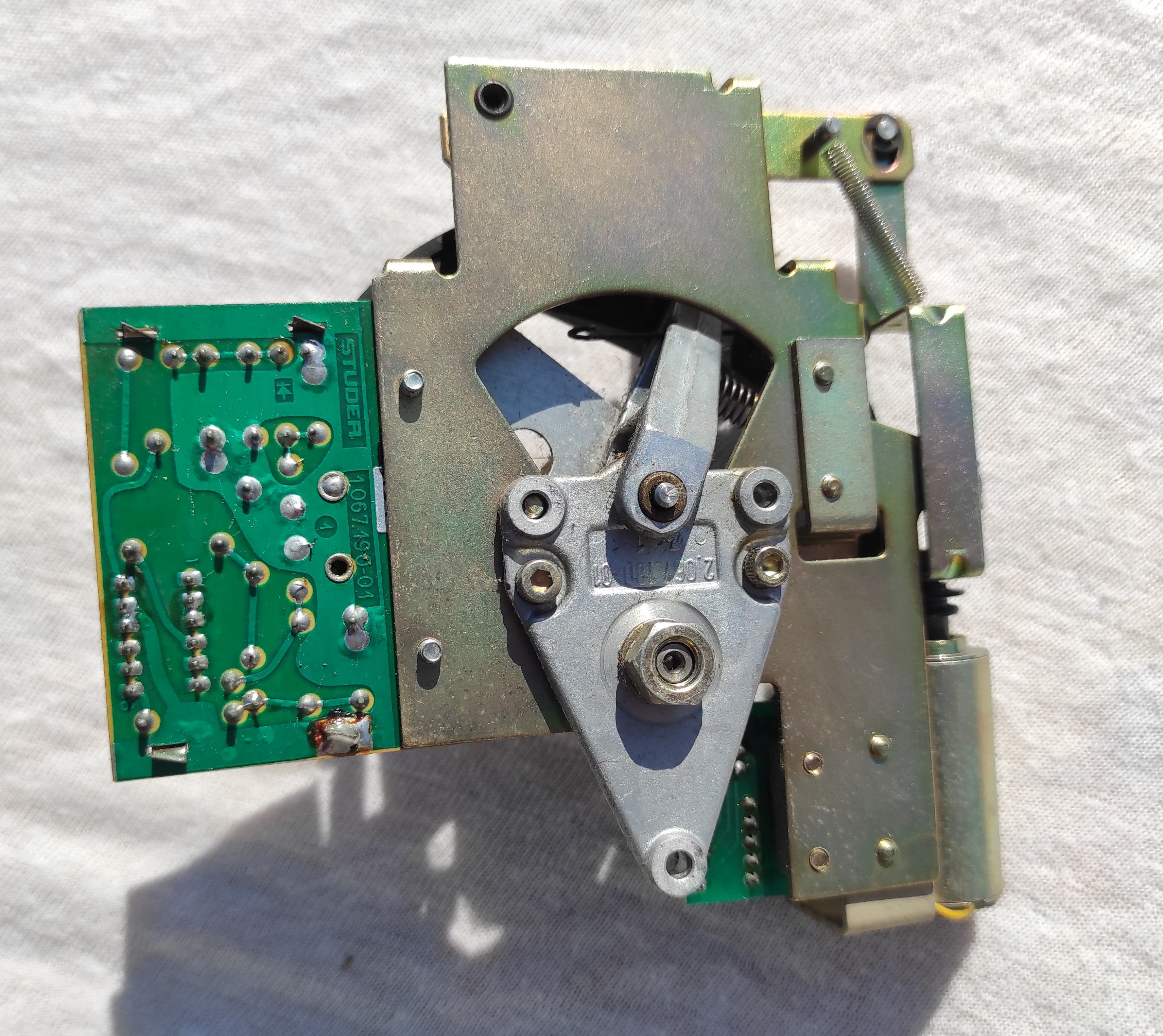 Studer ReVox B67 tape tension left PCB not tested #1