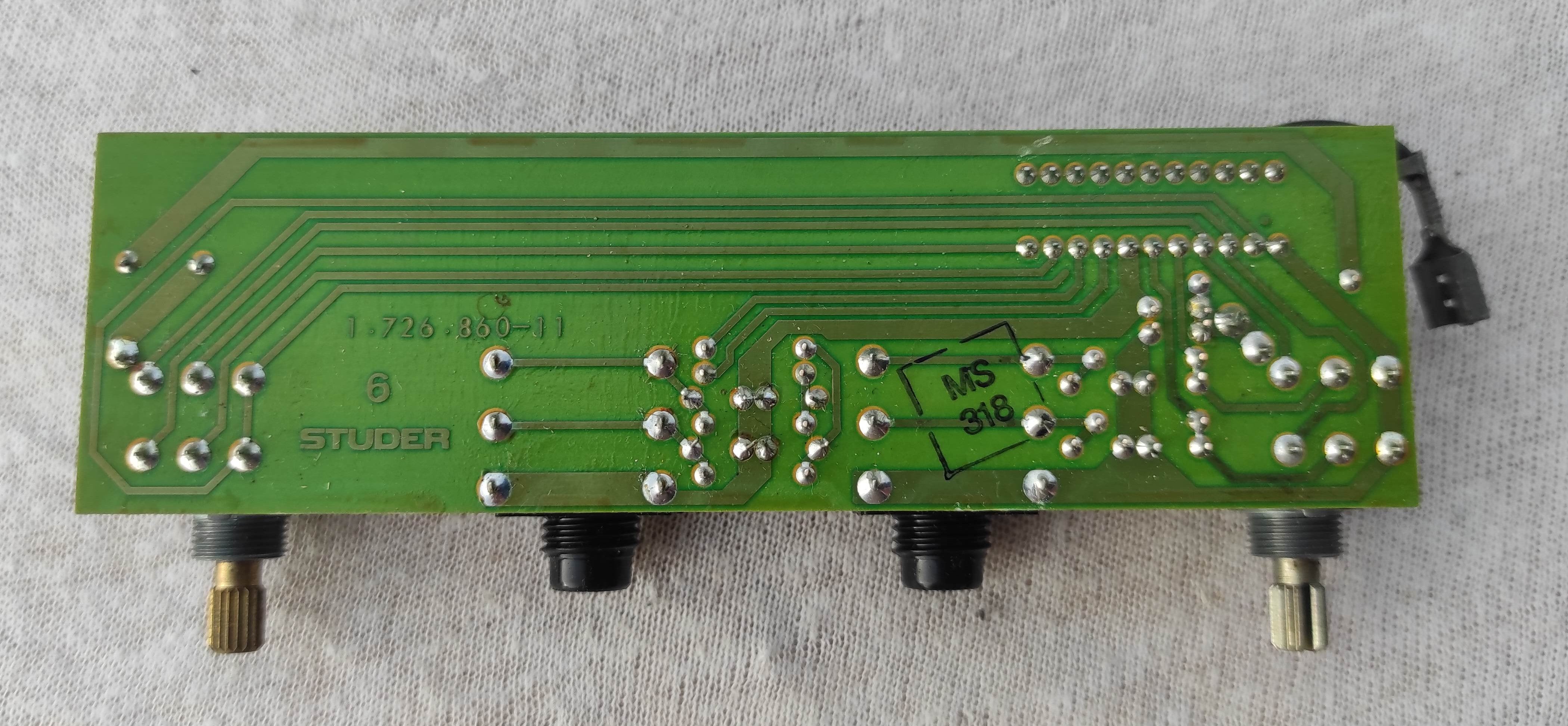 ReVox B261 1.726.860-11 headphones variable output PCB used