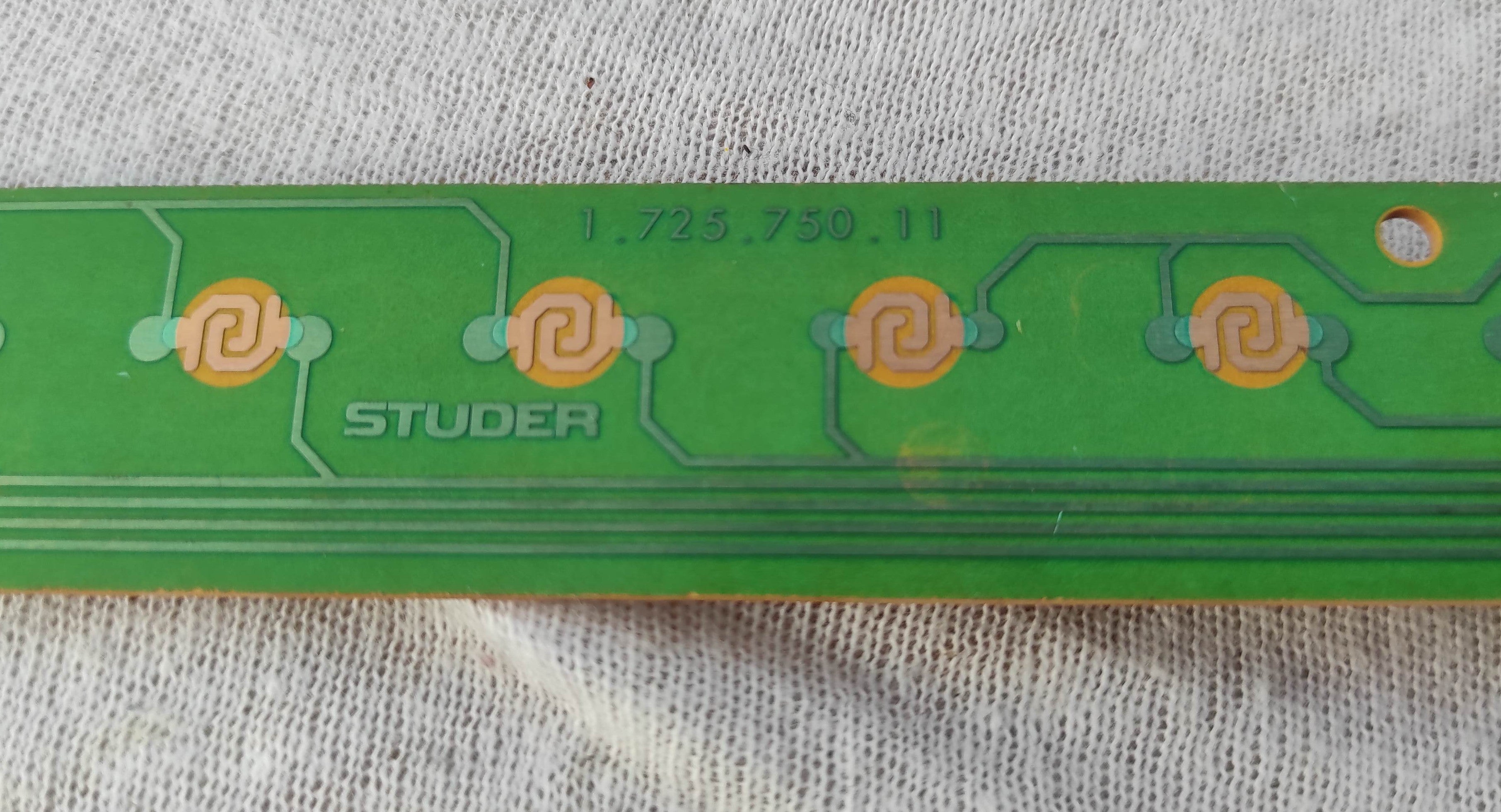 ReVox B251 1.725.750-11 control keys PCB used