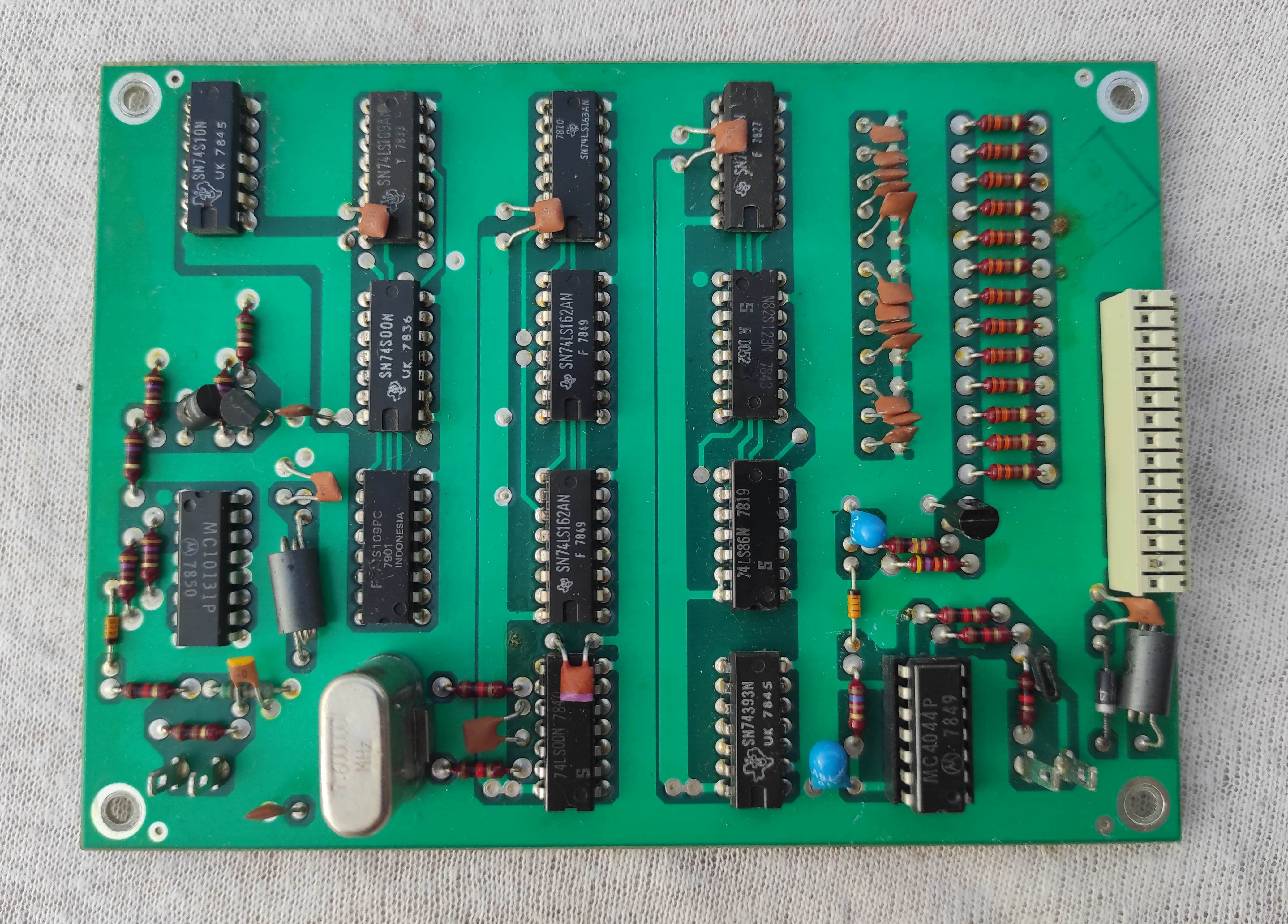 ReVox B760 1.166.140-11 synthesizer PCB, not tested, traces of corrosion #2