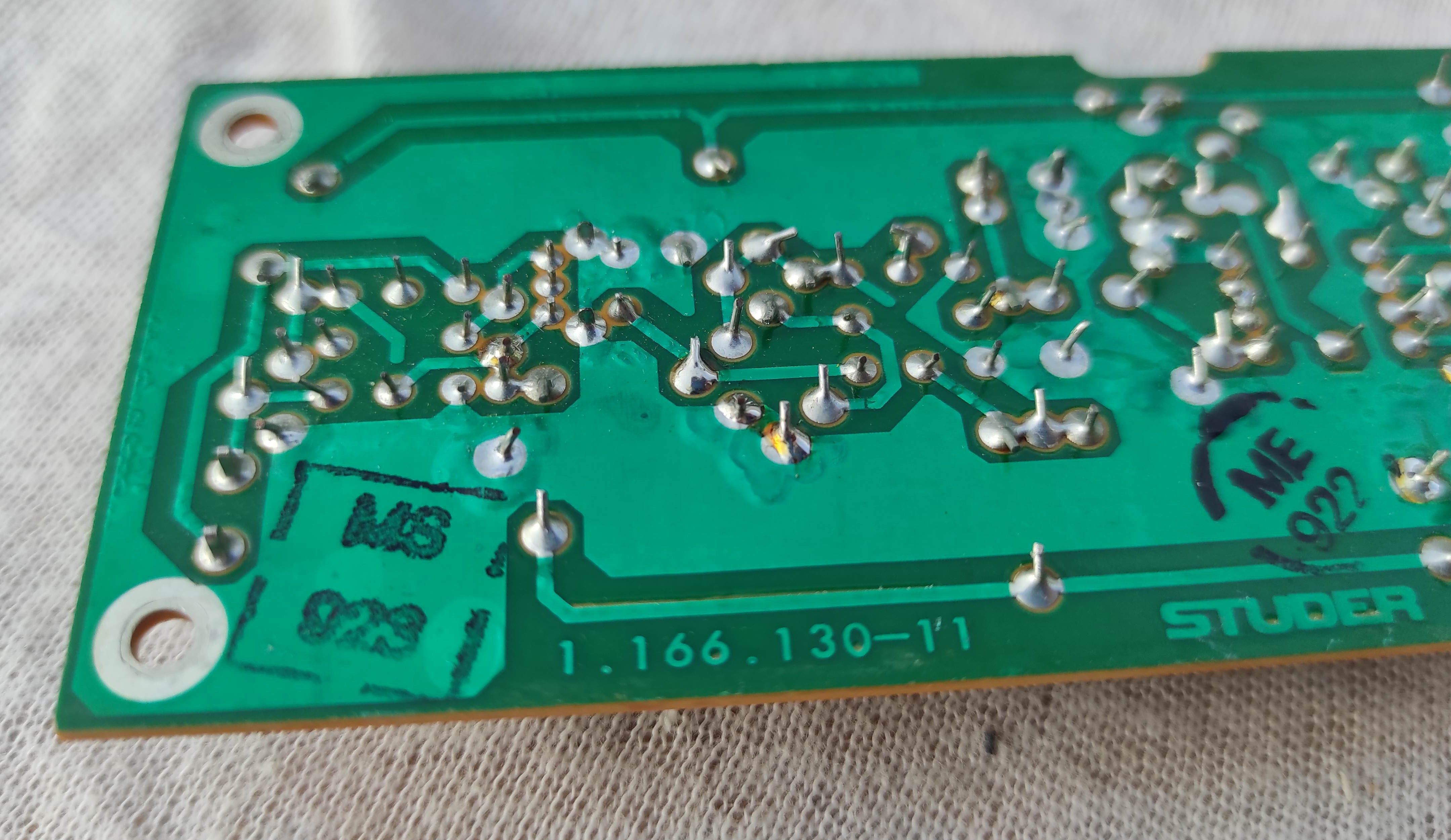 ReVox B760 1.166.130-11 PCB FM demodulator not tested, traces of corrosion