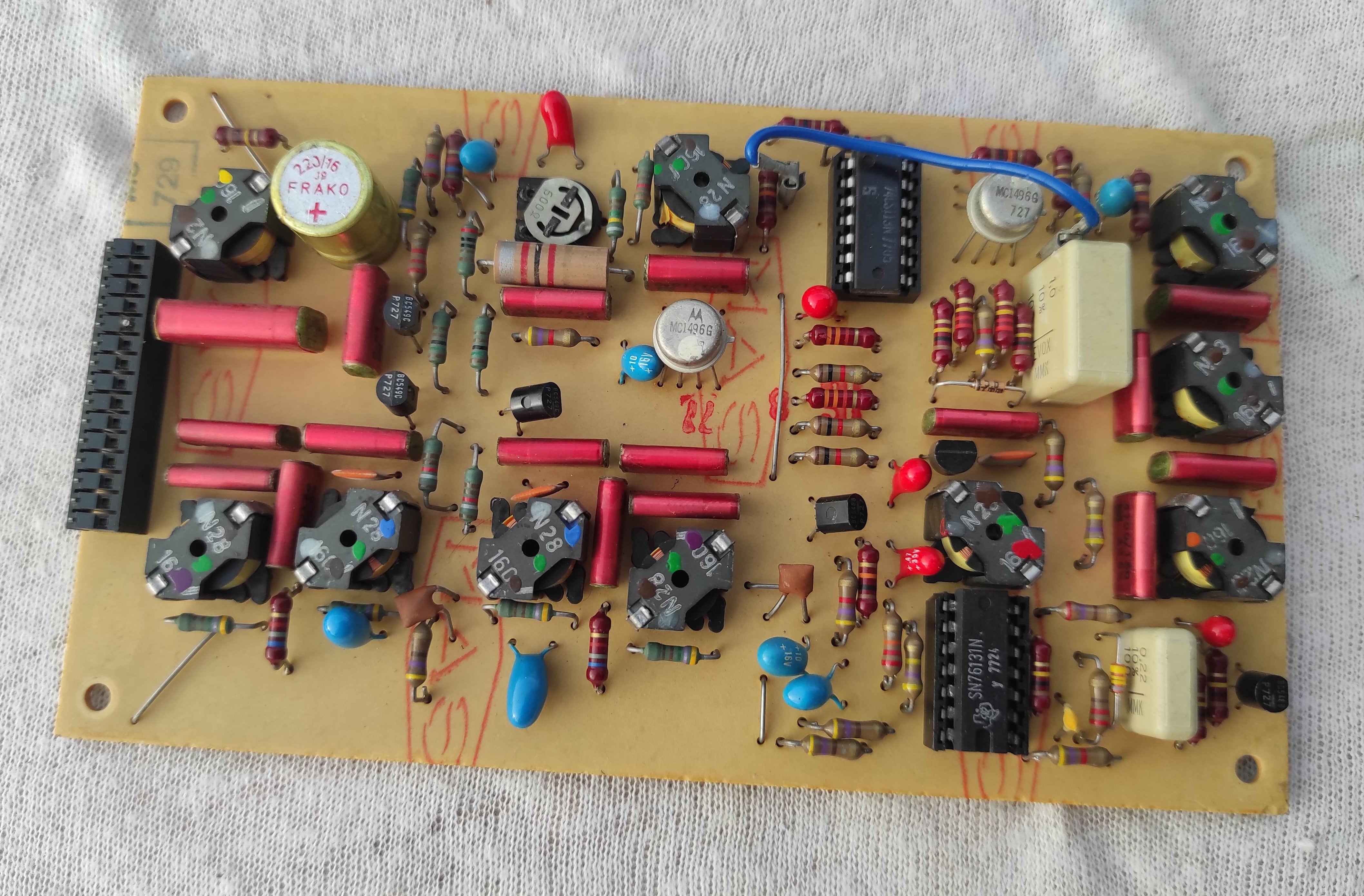 ReVox B760 1.166.150-11 PCB stereo decoder not tested, traces of corrosion