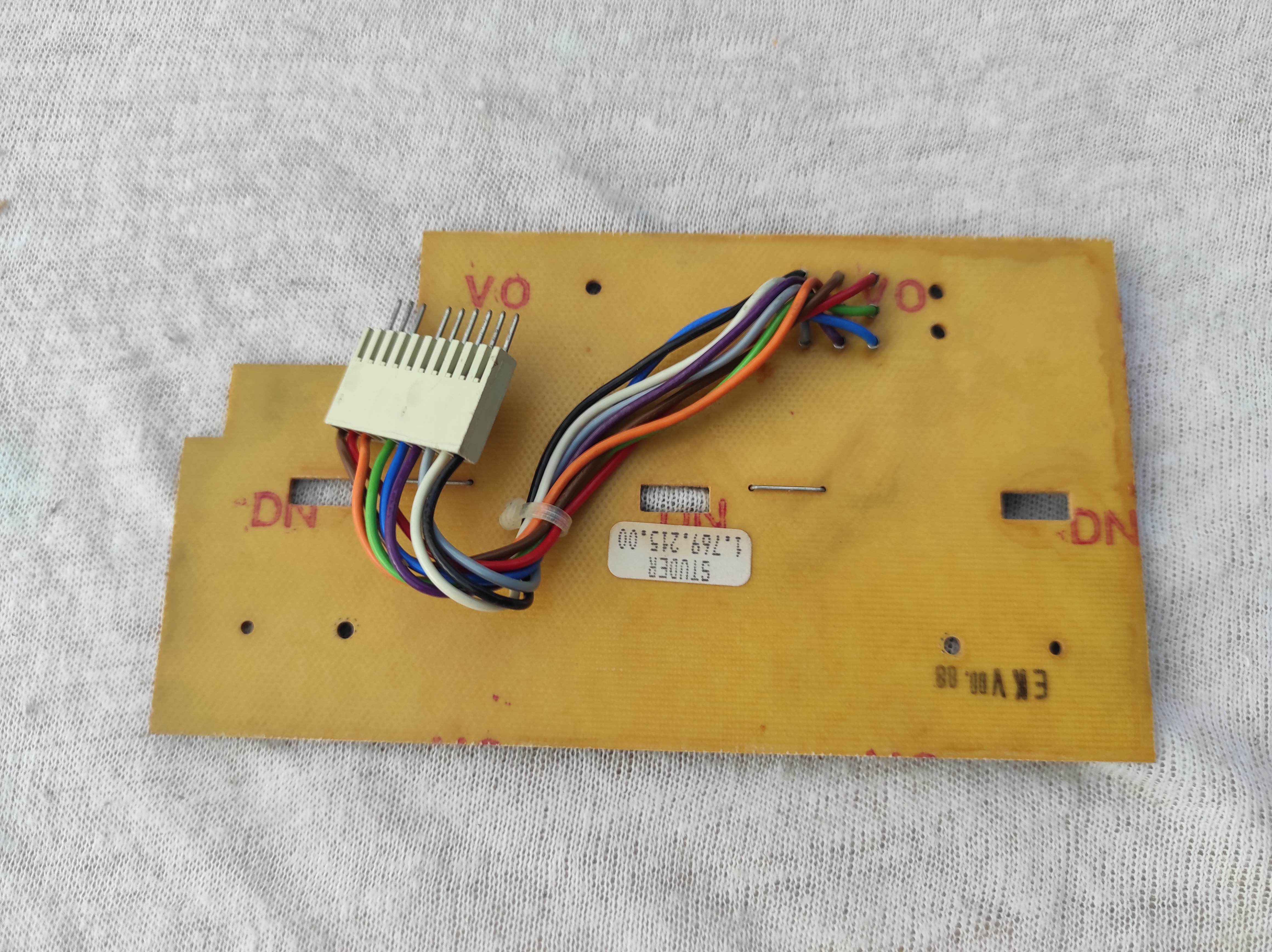 ReVox B225 1.769.210-11 keyboard left PCB, used
