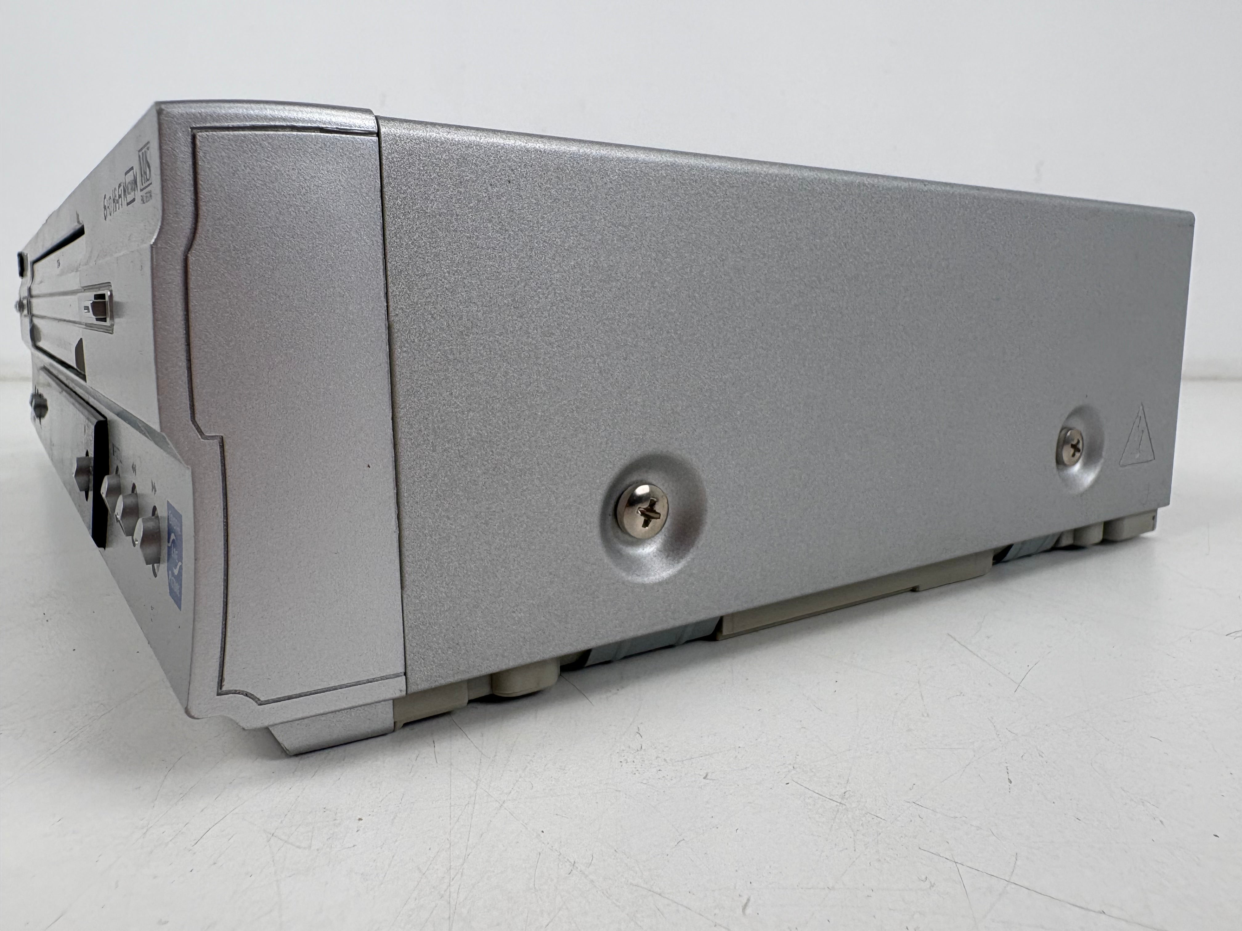 LG - LV4981 - VHS 4HD HiFi Video Recorder - NTSC - Not Tested