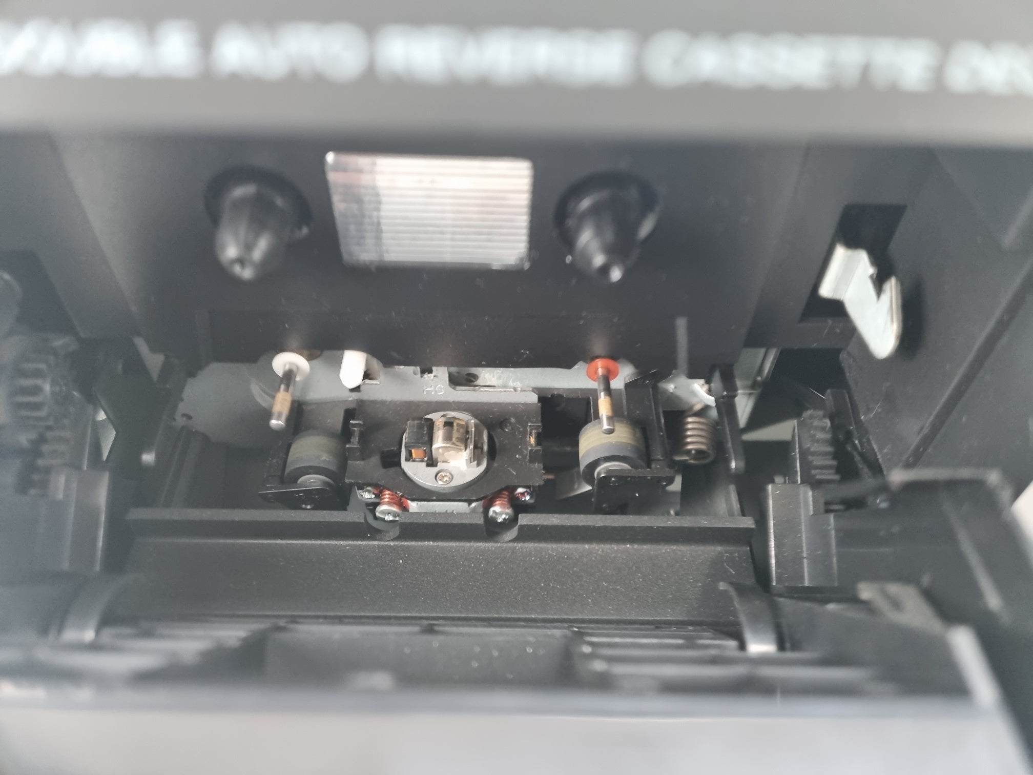 TEAC W-890R Dubbele cassettedeck met automatische omkeerfunctie