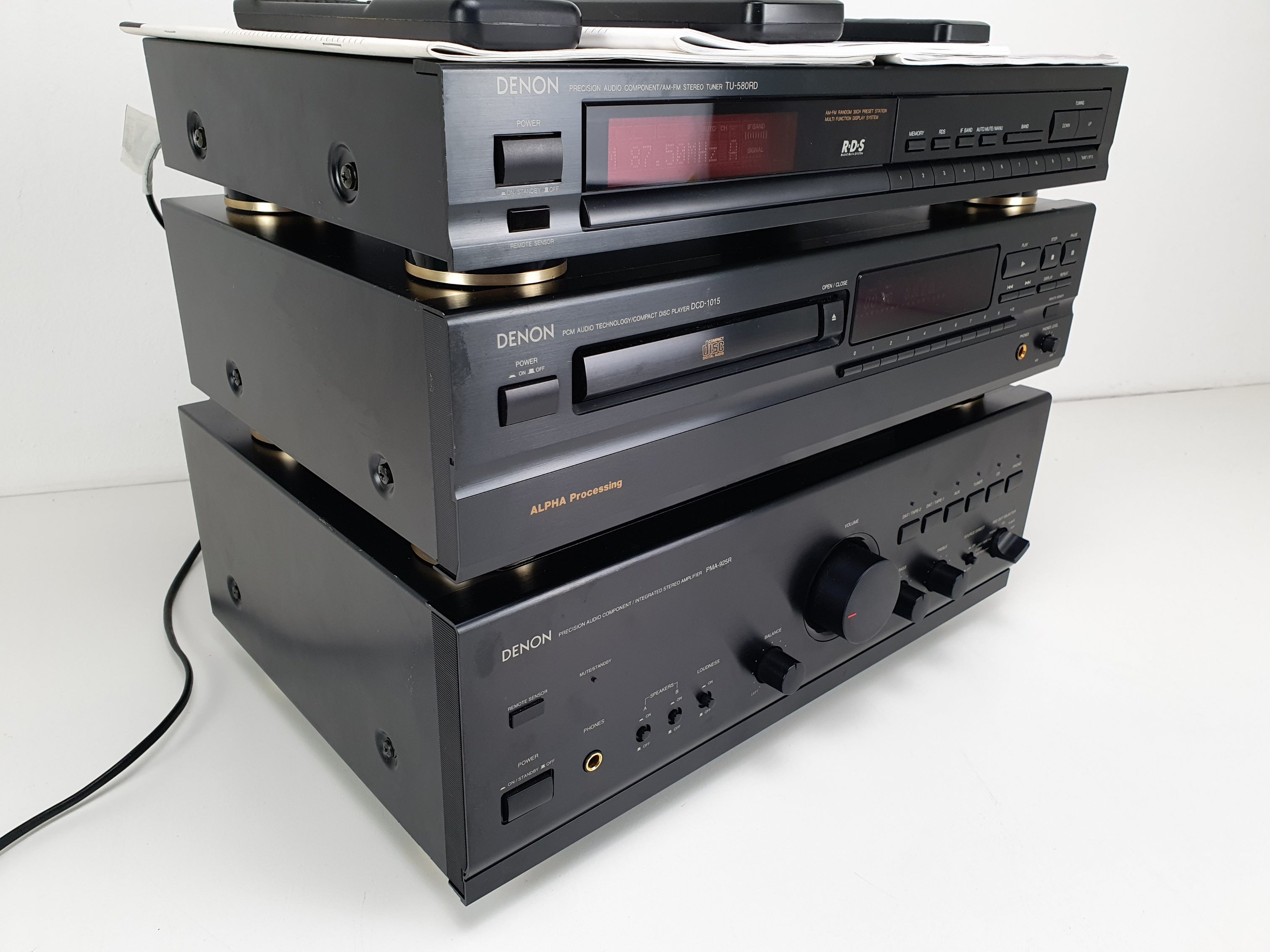 Denon PMA-95R (serviced) Amplifier - DCD-1015 CD player - TU-580RD Tuner - With remotes/manuals