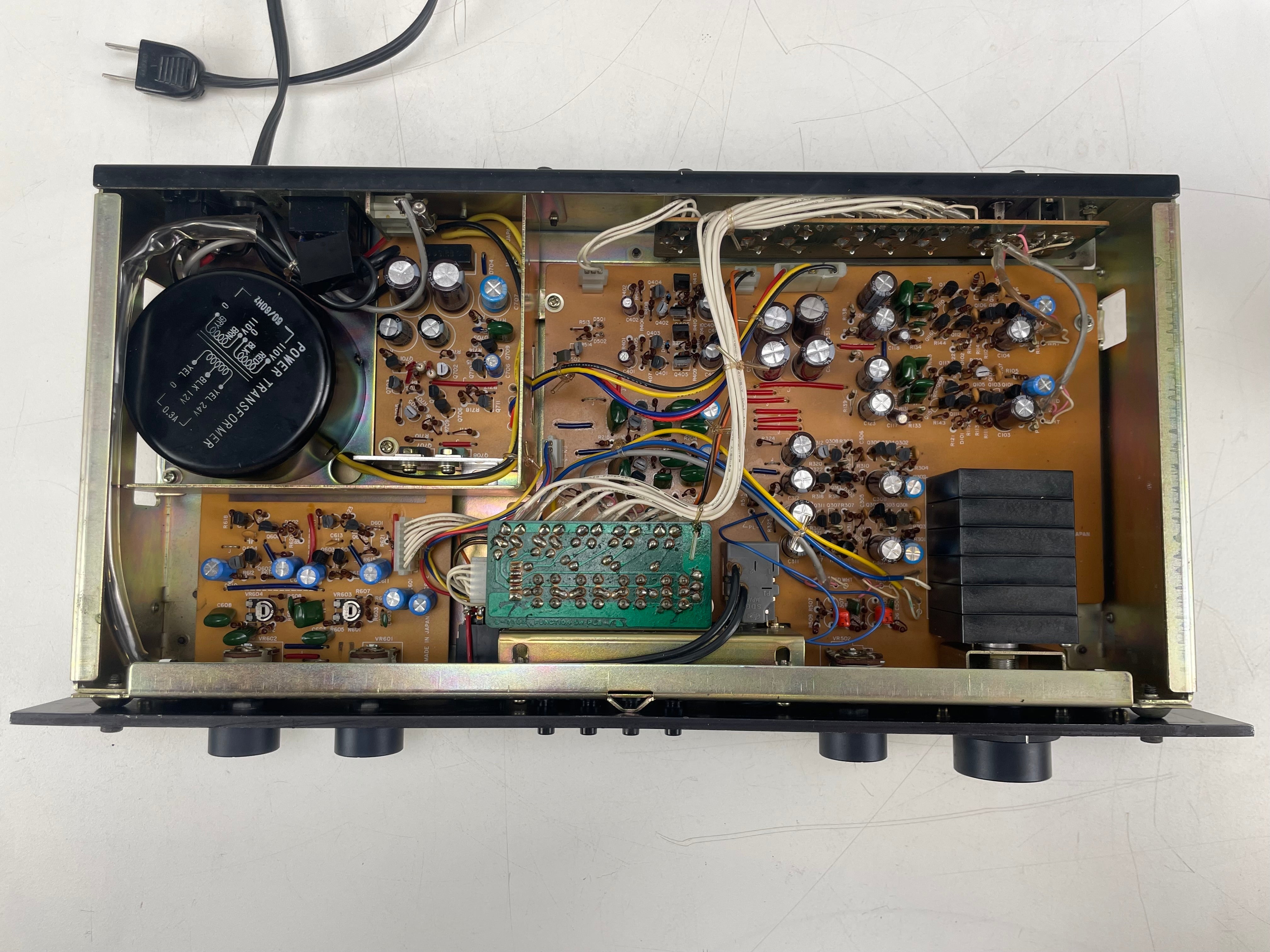 Nakamichi - 410/420 - Pre/Power-Amplifier Set - Serviced