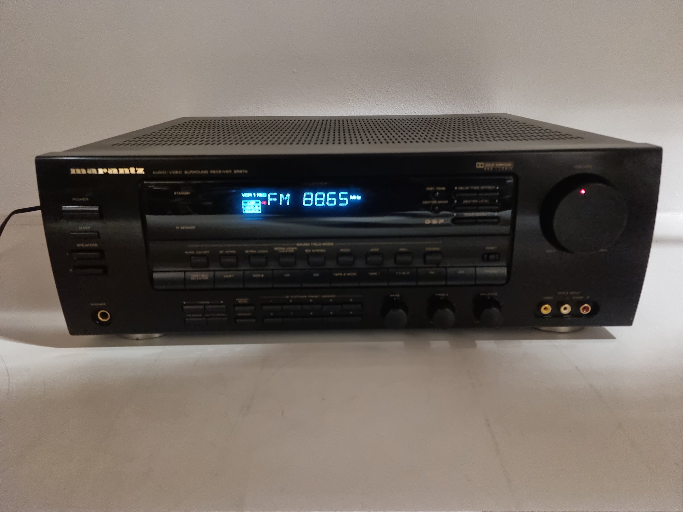 Marantz SR670 audio-video surround receiver