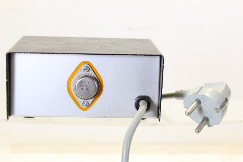 Unknown Adjustable Power Supply