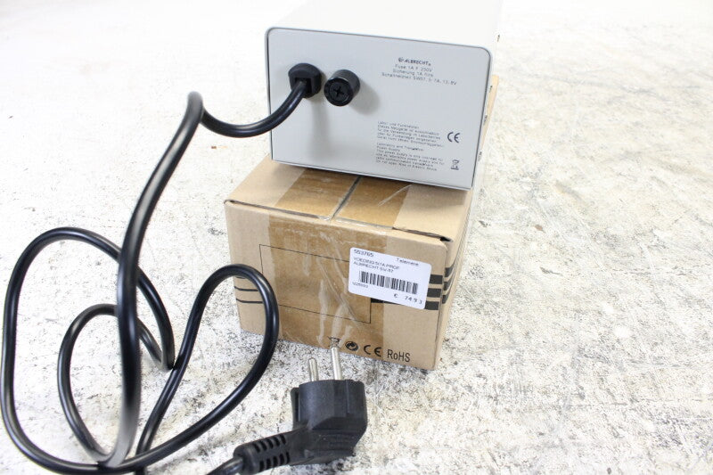 Albrecht Switching power supply SW57 220v to 13.8v in box