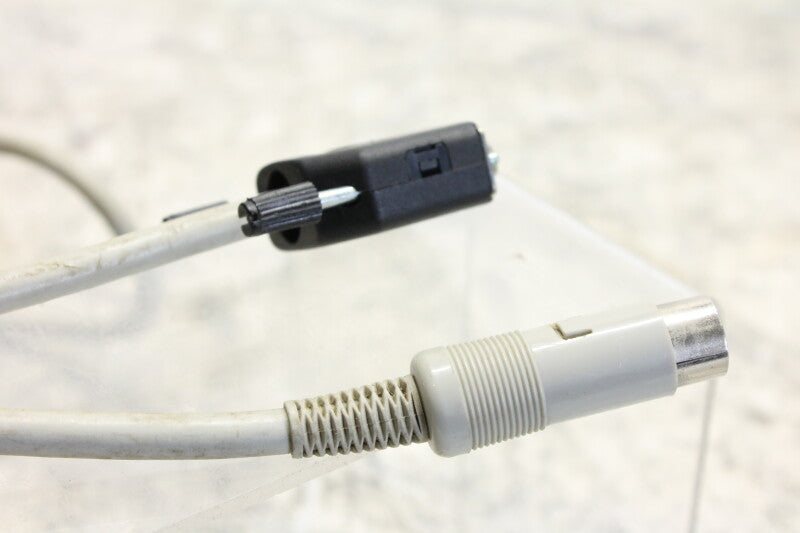Atari Monitor cable from monitor out to 15pin serial connector
