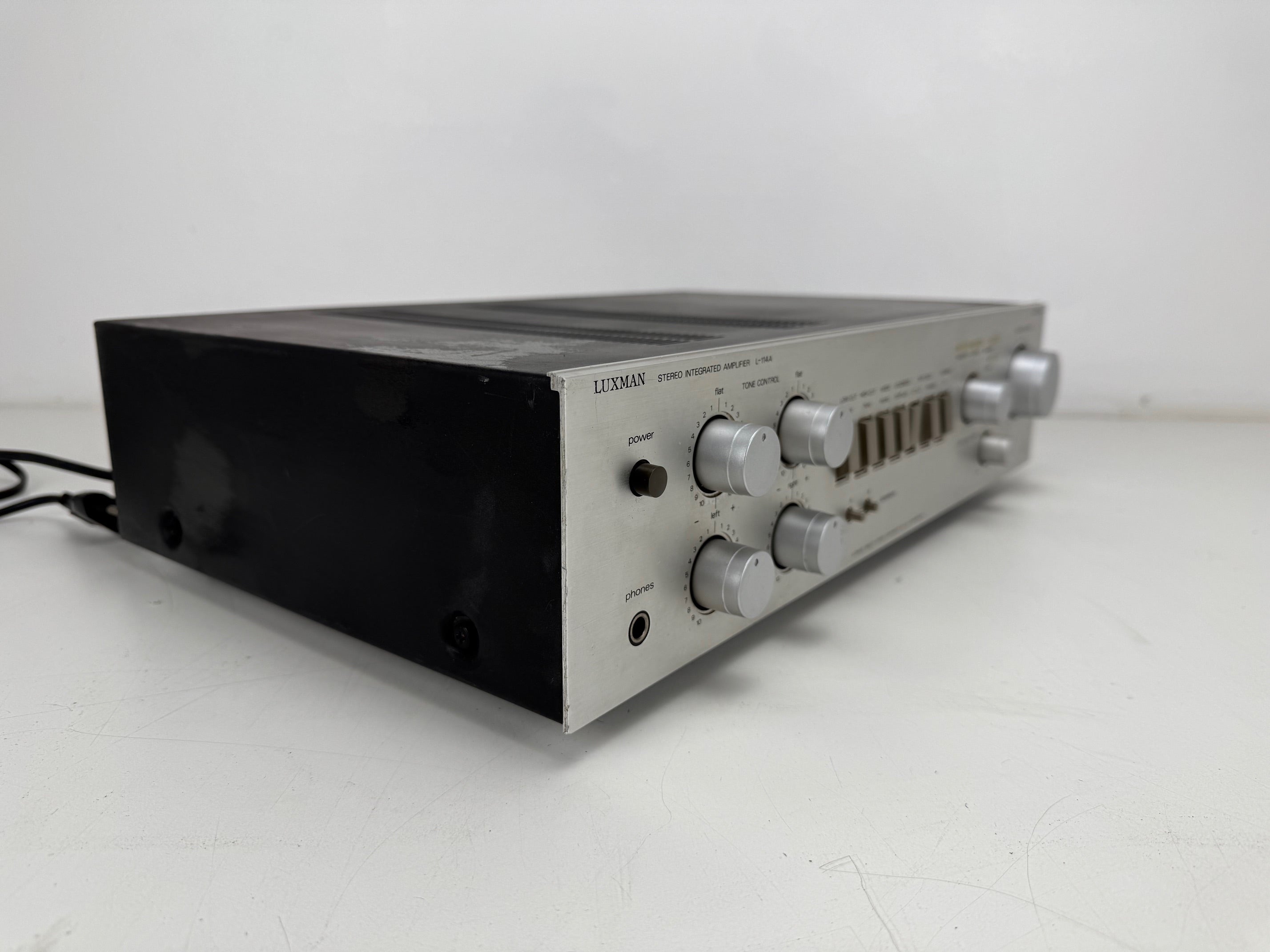 Luxman L-114A Stereo Integrated Amplifier