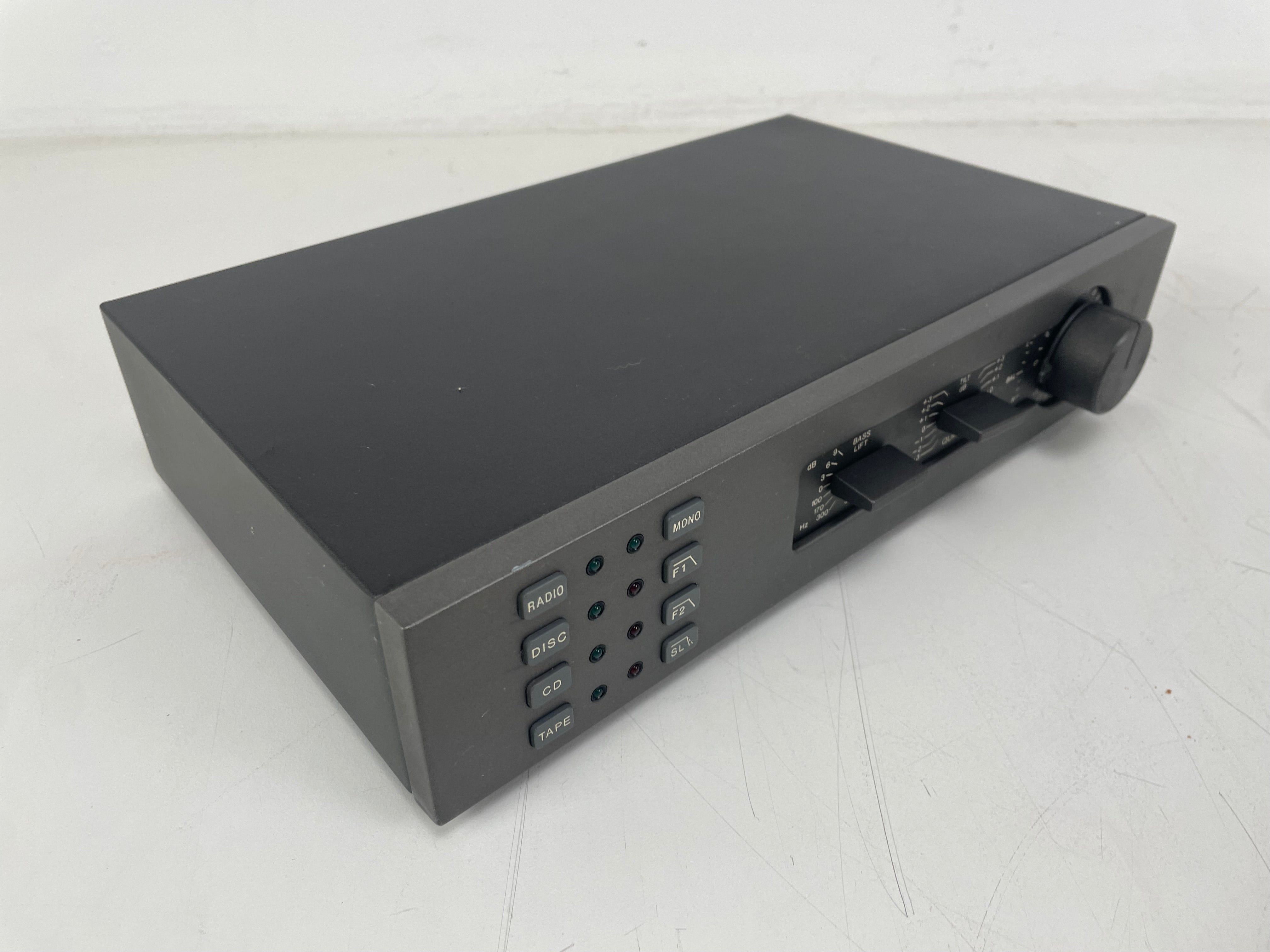 Quad - 34 Control Unit/303 Power Amplifier - Inc. Power/AUX Cable