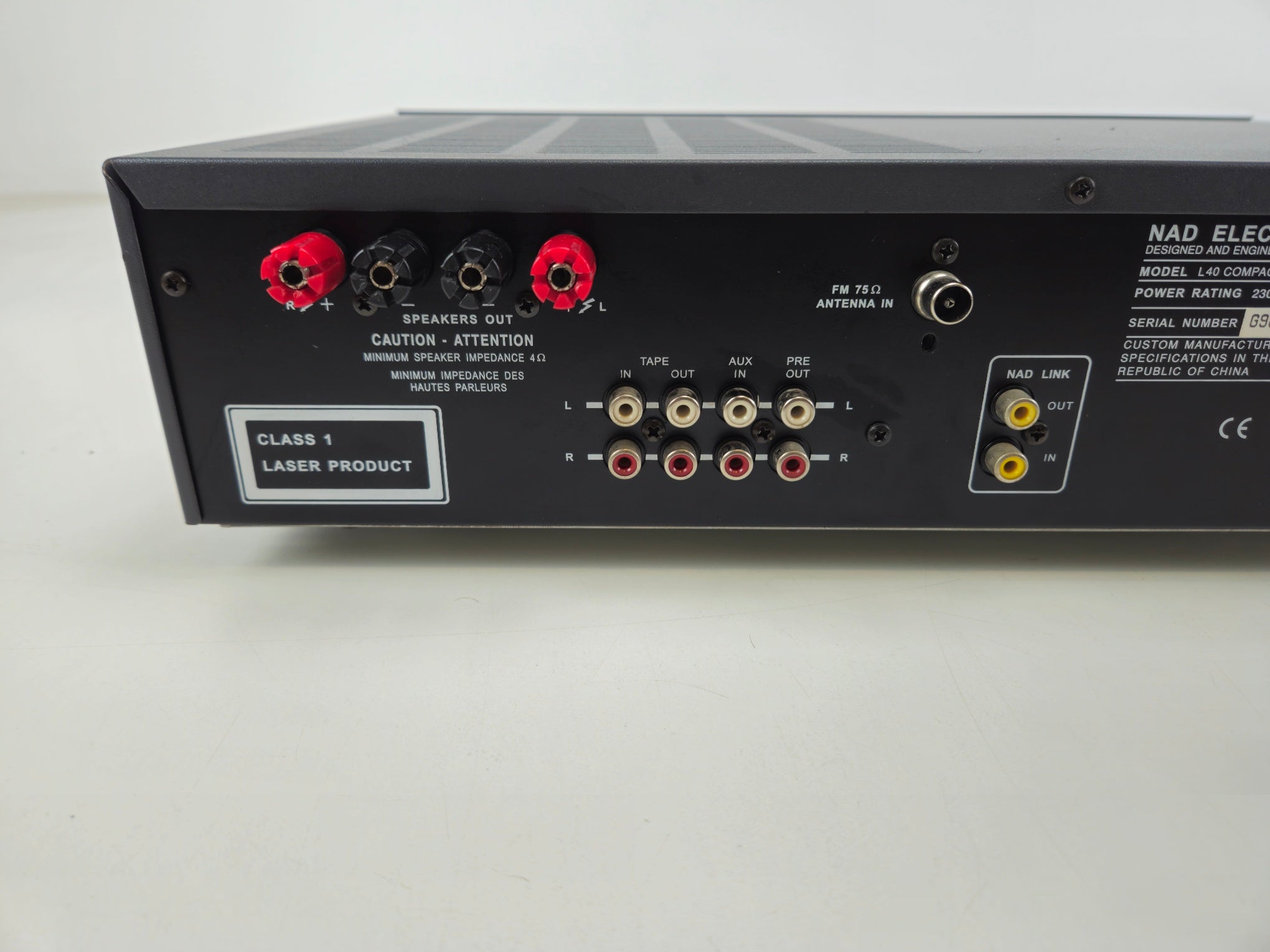 NAD - L40 - Compact Disc Receiver - With remote and Manual
