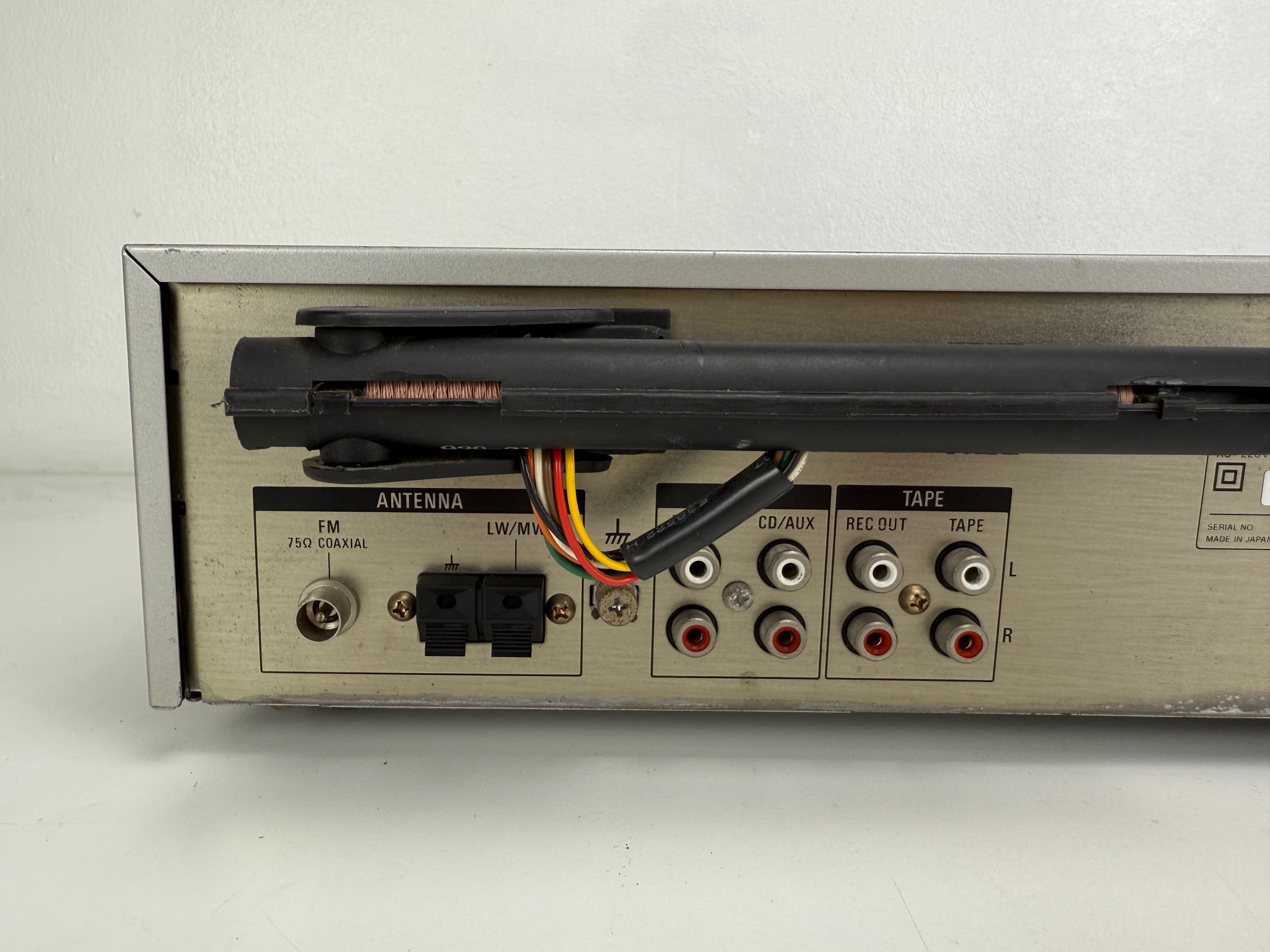 Sony STR - VX20L FM Stereo / FM - AM Receiver - Light serviced