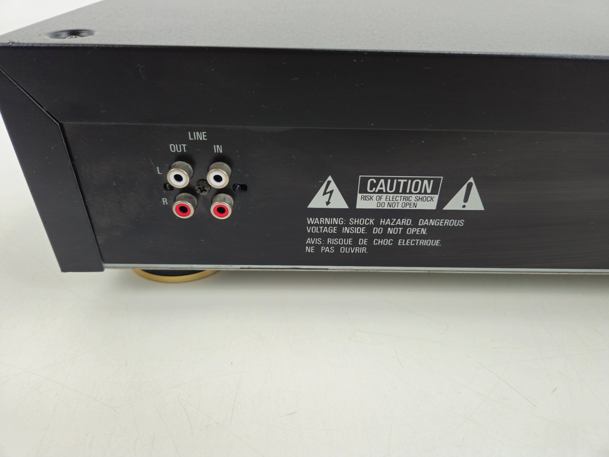 Denon - DRS-810 - Stereo 3 Head Cassette Deck - Horizontal Loading