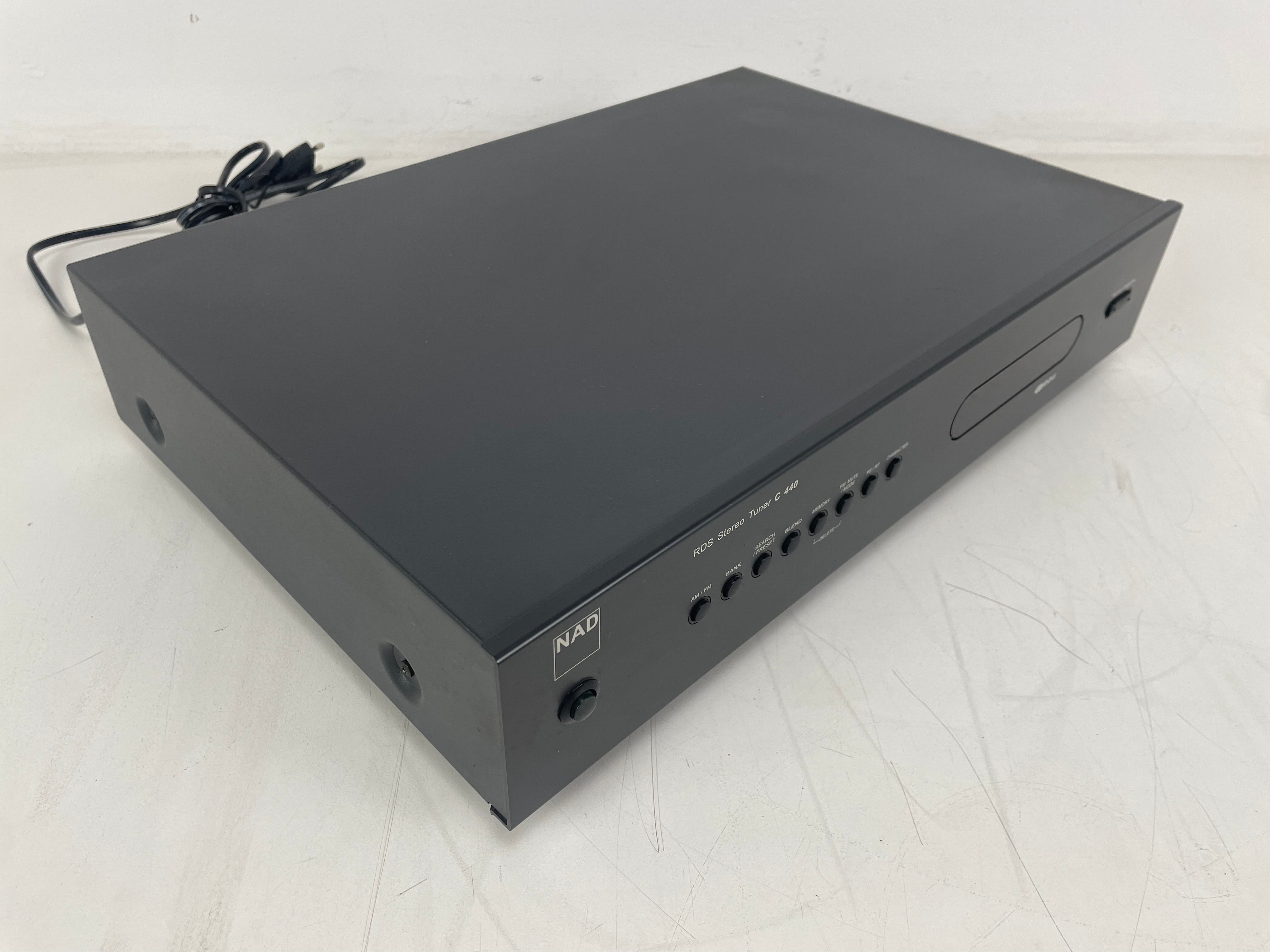 NAD - C440 - RDS Stereo Tuner - Inc. Manual